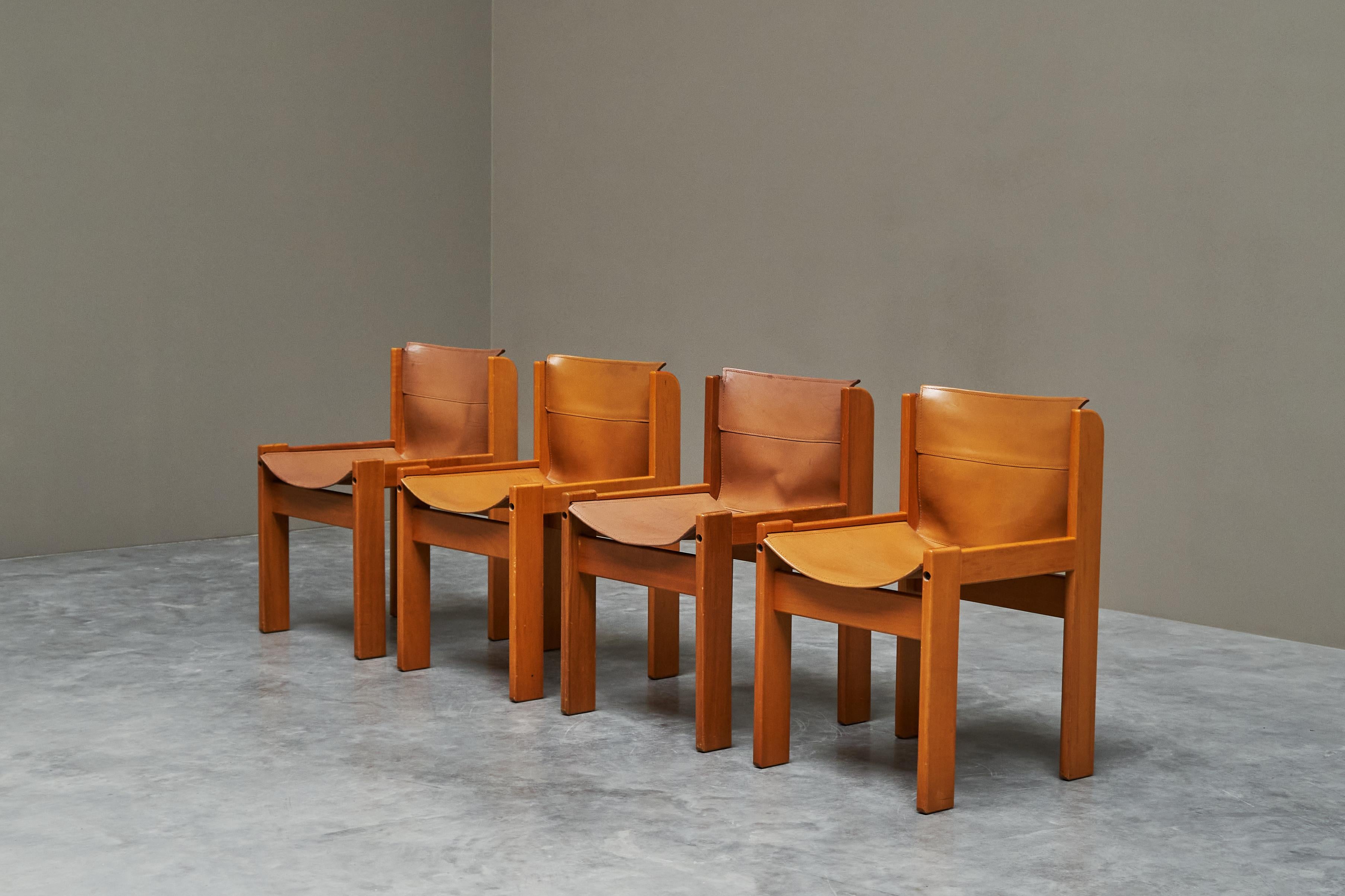 Set of 4 Ibisco Chairs in Two Tone Leather and Beech Italy 1970s

This is a very nice set of 4 dining chairs in beech and leather made by Ibisco Sedie in Italy, 1970s.

Great design with strong hints to the famous ‘Monk’ chairs by Afra and Tobia