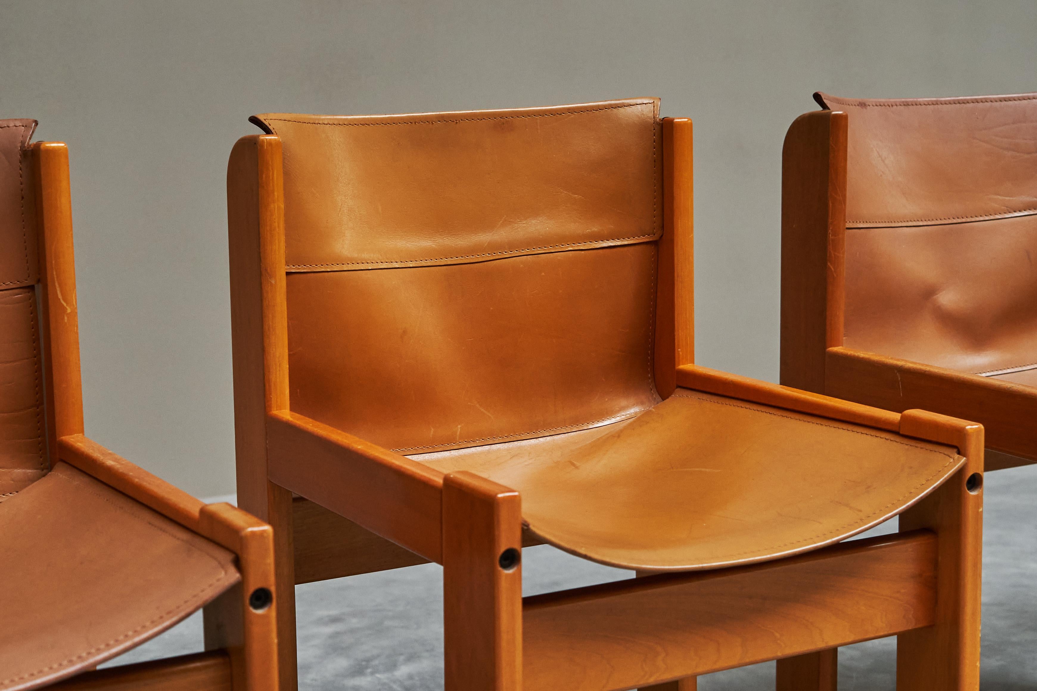 Set of 4 Ibisco Chairs in Two Tone Leather and Beech Italy 1970s In Good Condition In Meer, VAN