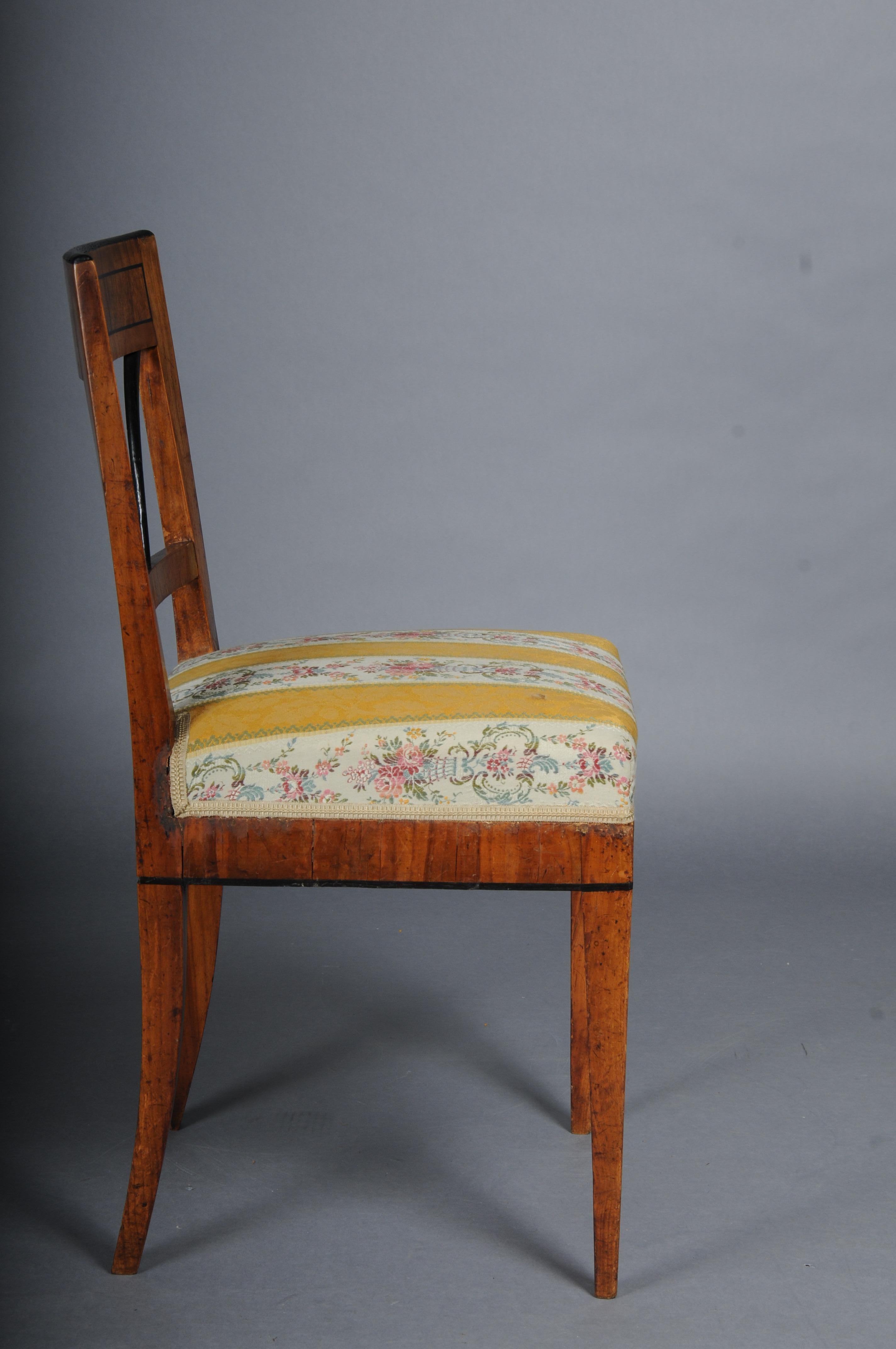 Satz von 4 beeindruckenden Biedermeier-Stühlen aus Kirschbaumholz und ebonisiert um 1 im Angebot 7