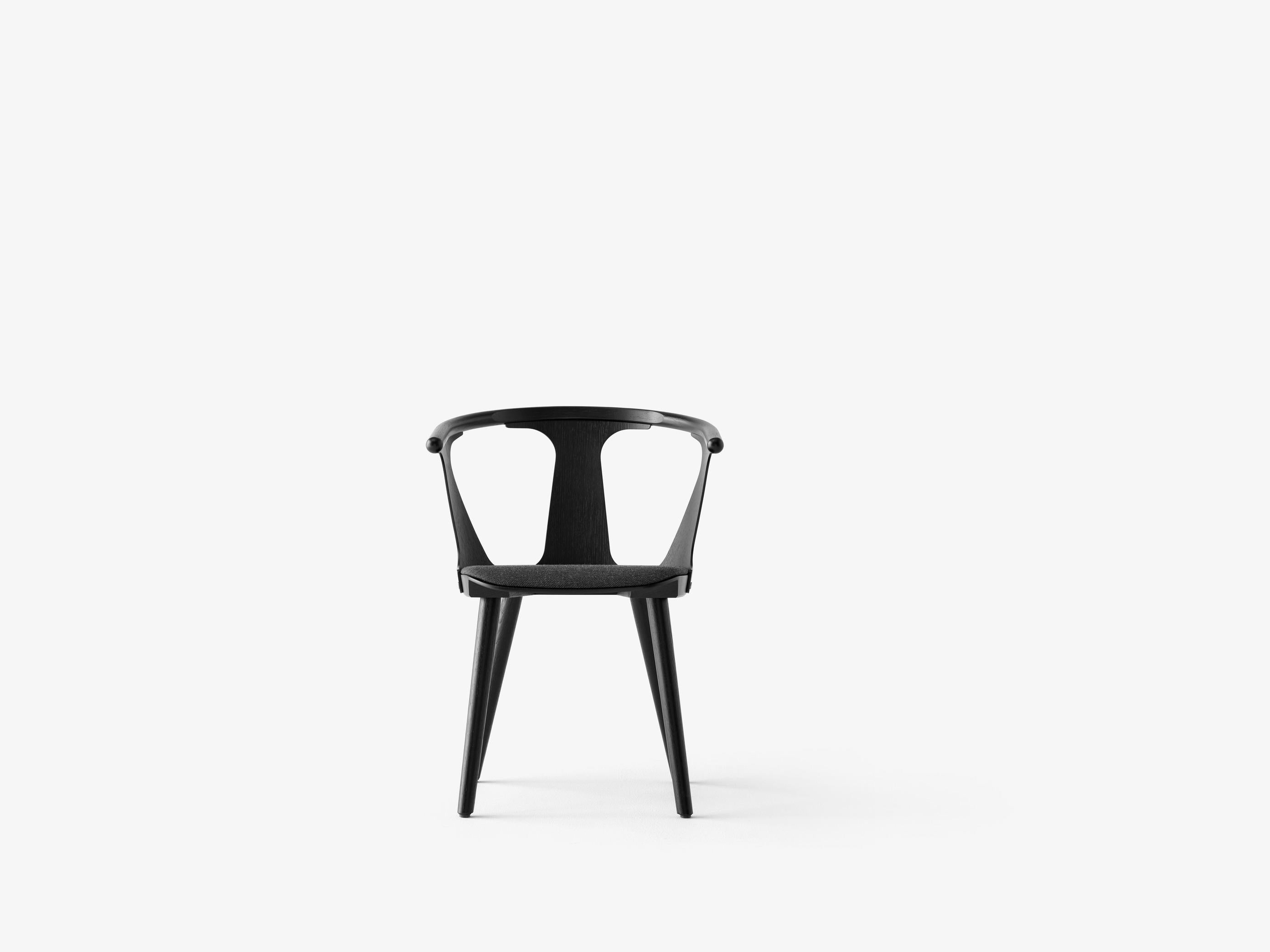 XXIe siècle et contemporain Set de 4 chaises In Between Sk2, Oak laqué noir et Kvadrat - Fiord 191 pour AT&T en vente