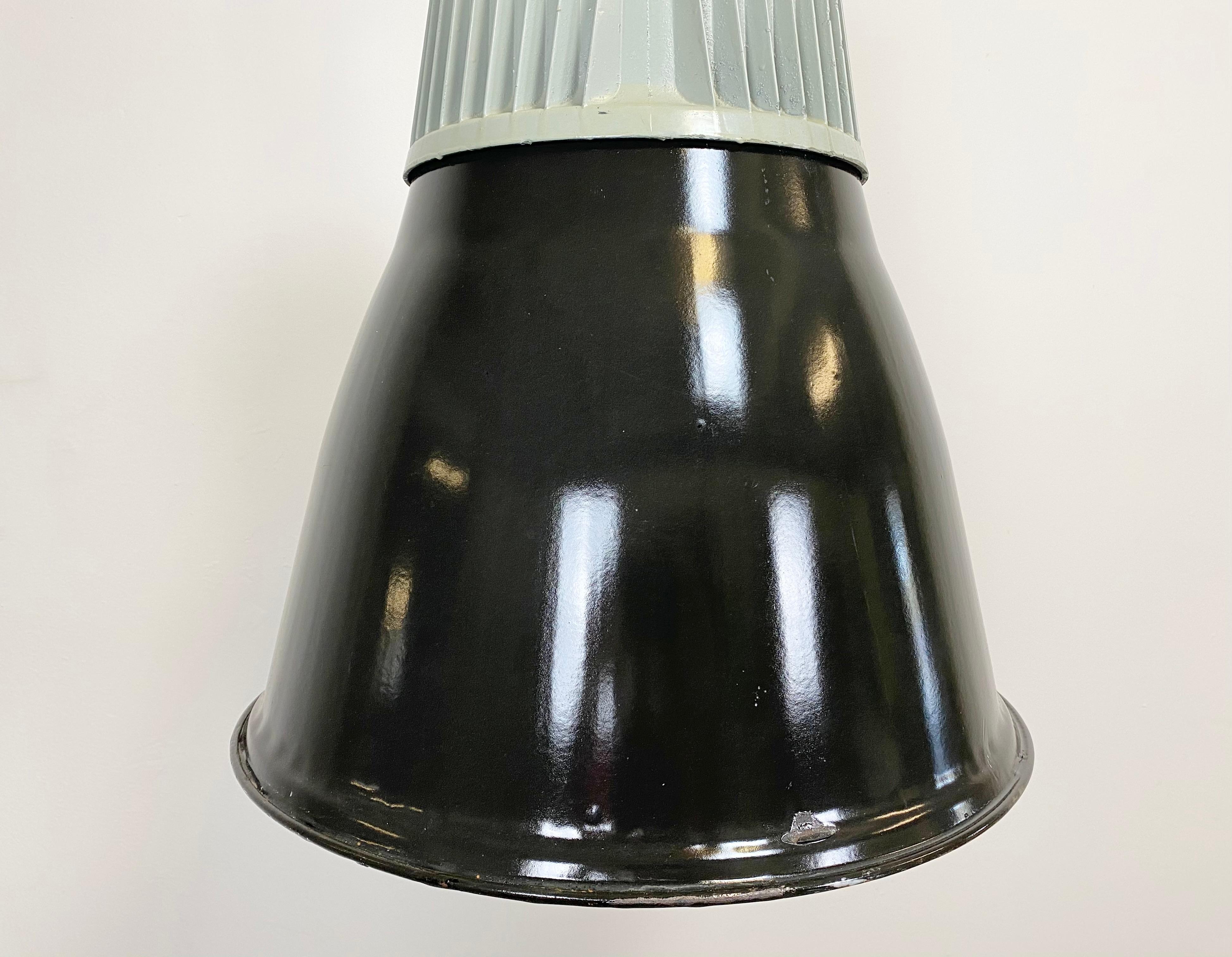 Cast Set of 4 Industrial  Black Enamel Pendant Lamps from Elektrosvit, 1970s For Sale