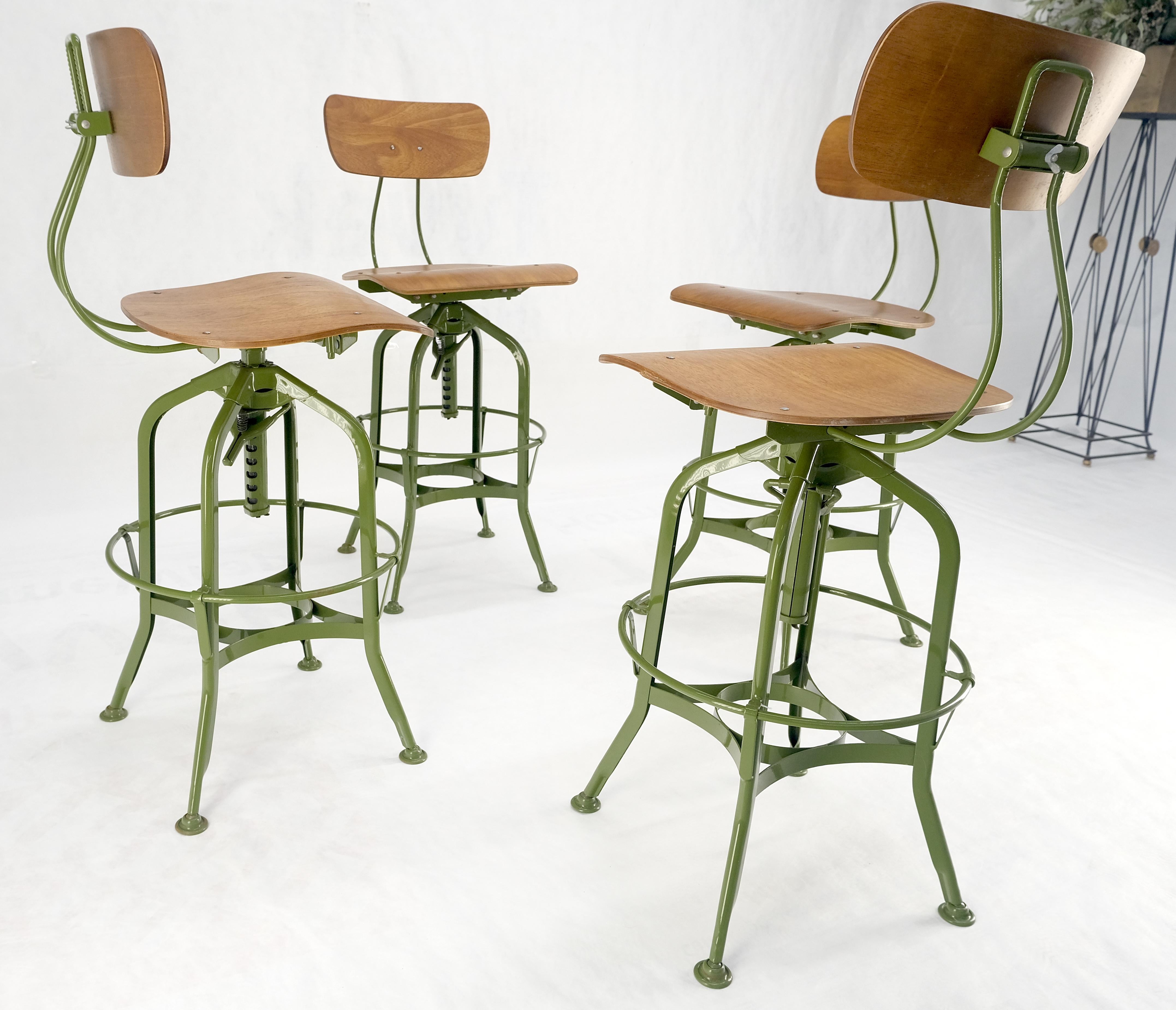 20th Century Set of 4 Industrial Style Molded Plywood Seats Industrial Drafting Stools MINT!