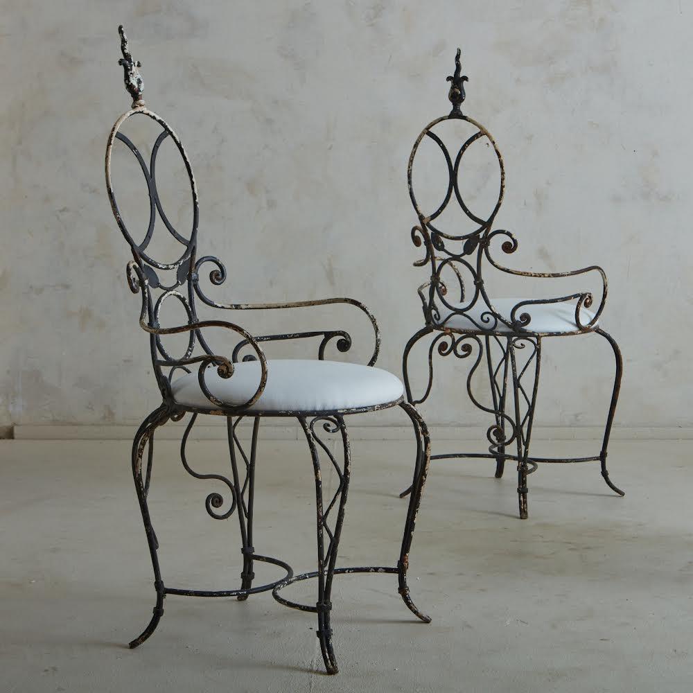 Mid-20th Century Set of 4 Iron Frame Garden Chairs in Snowy White Sunbrella Fabric, France 1960s For Sale