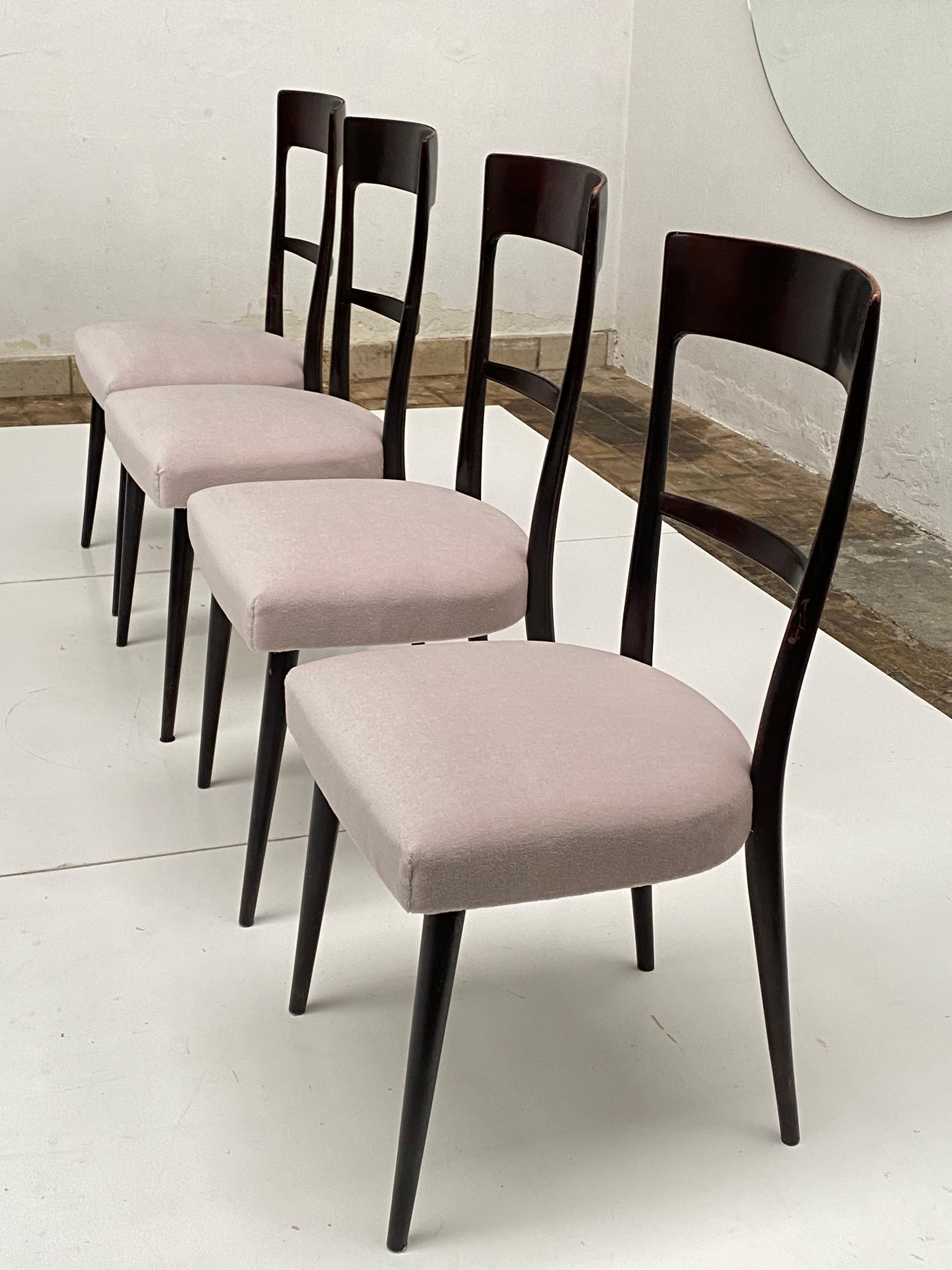 Set of 4 Italian 1950s Dining Chairs with New Mohair Velvet Upholstery  For Sale 1