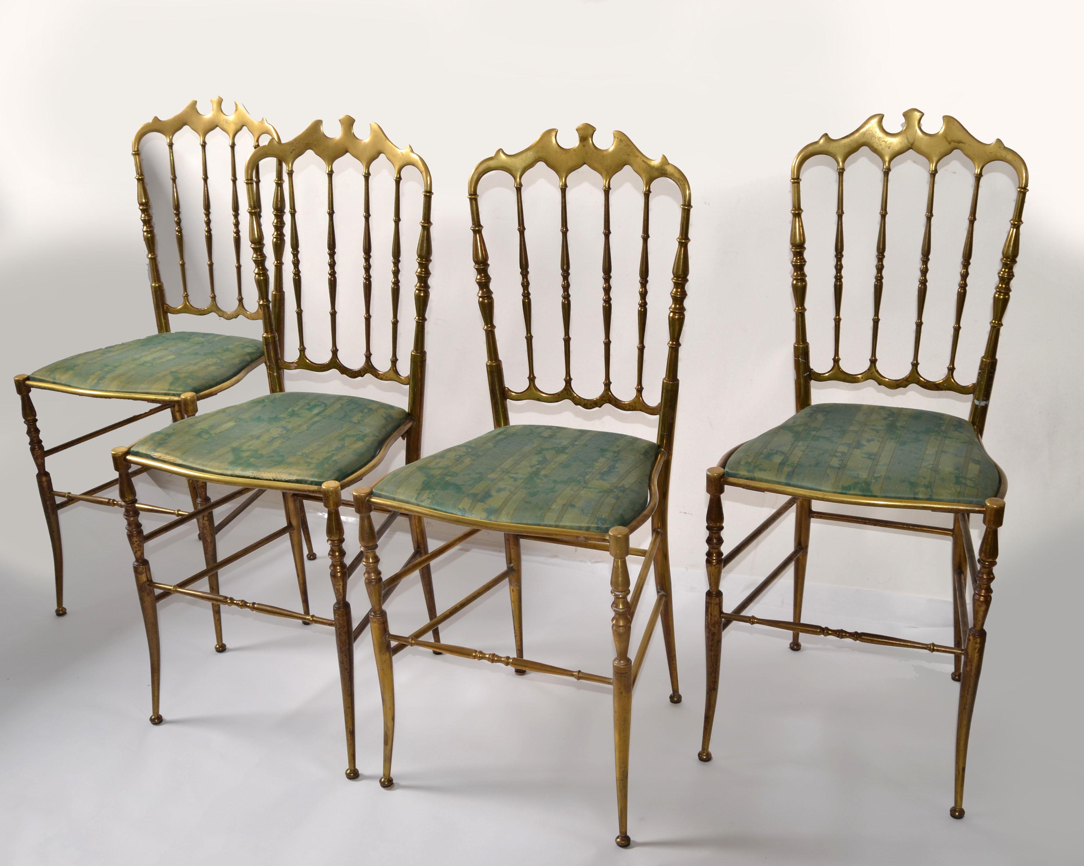 Metà XX secolo Set di 4 sedie da pranzo italiane in bronzo di Chiavari Neoclassico Italia anni '50 in vendita