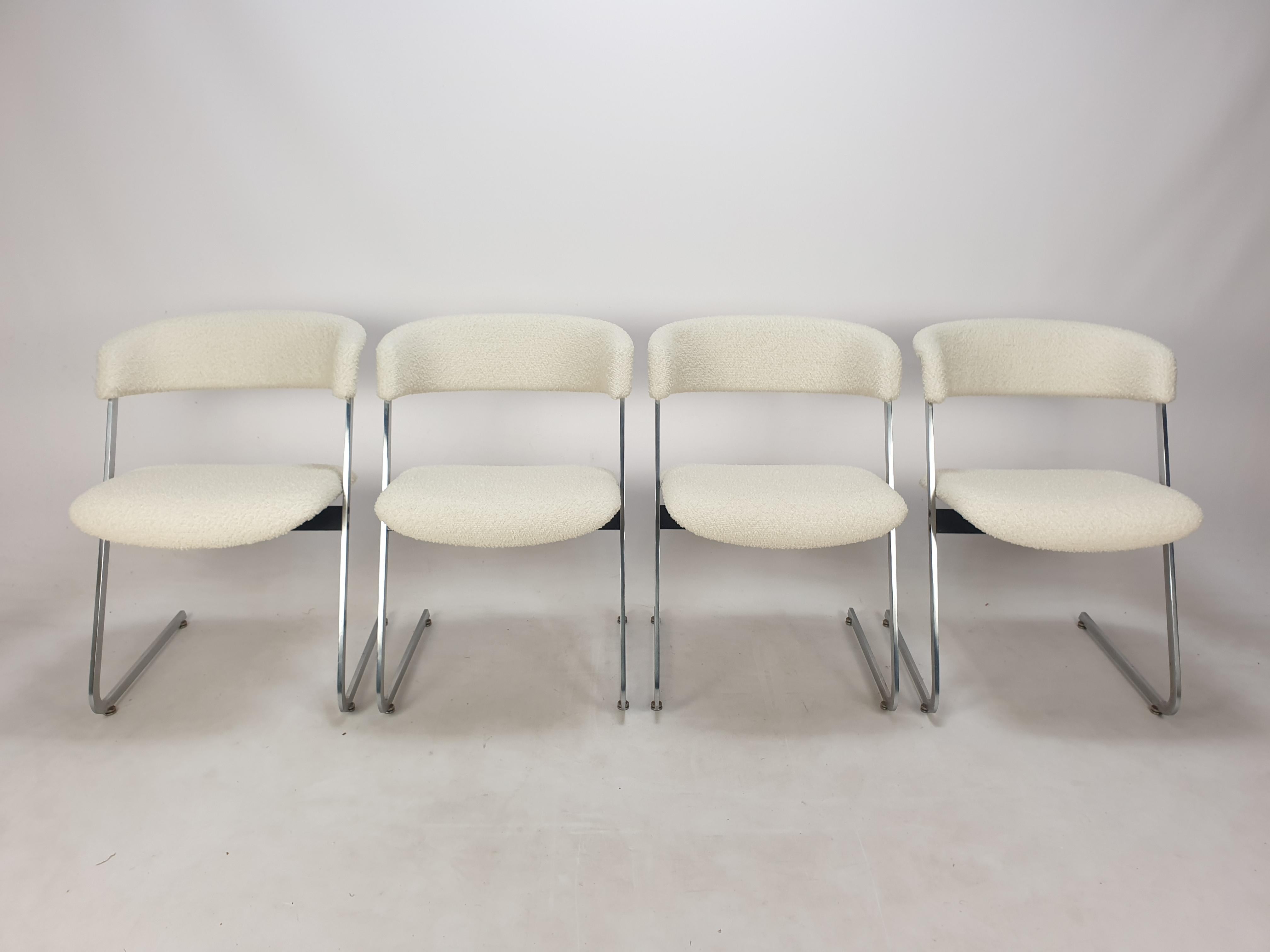 Mid-Century Modern Set of 4 Italian Chairs, 1970's