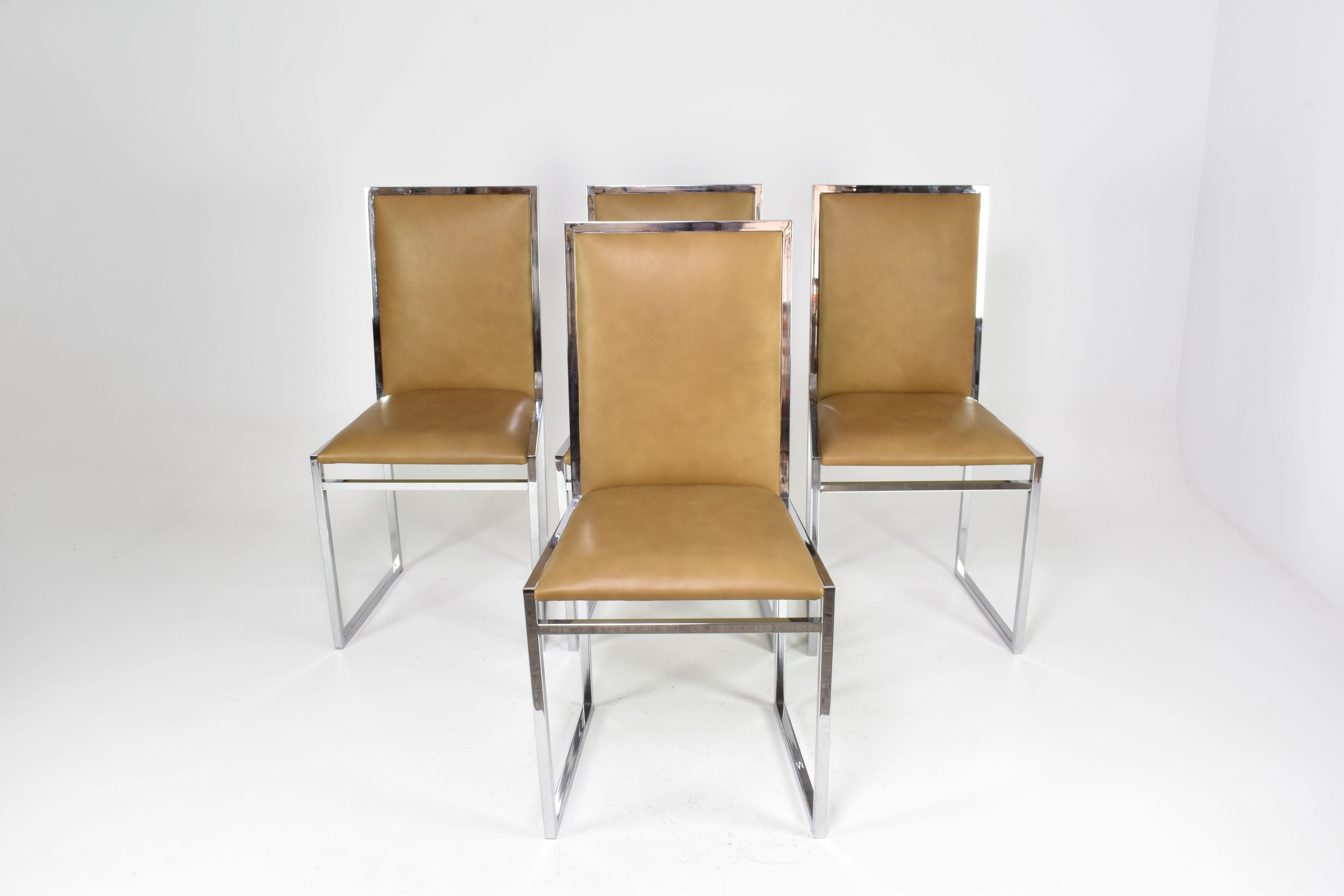 Juego de 4 sillas italianas cromadas de La Metal Arredo Paderno D. Mi, años 70 Moderno de mediados de siglo en venta