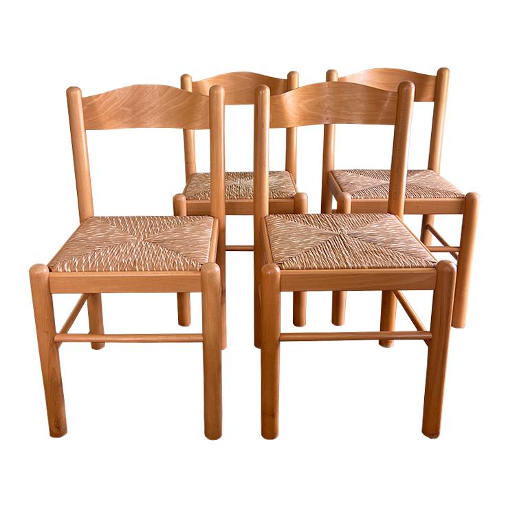 XX secolo Set di 4 sedie da pranzo con sedile in giunco italiano, metà secolo moderno in vendita