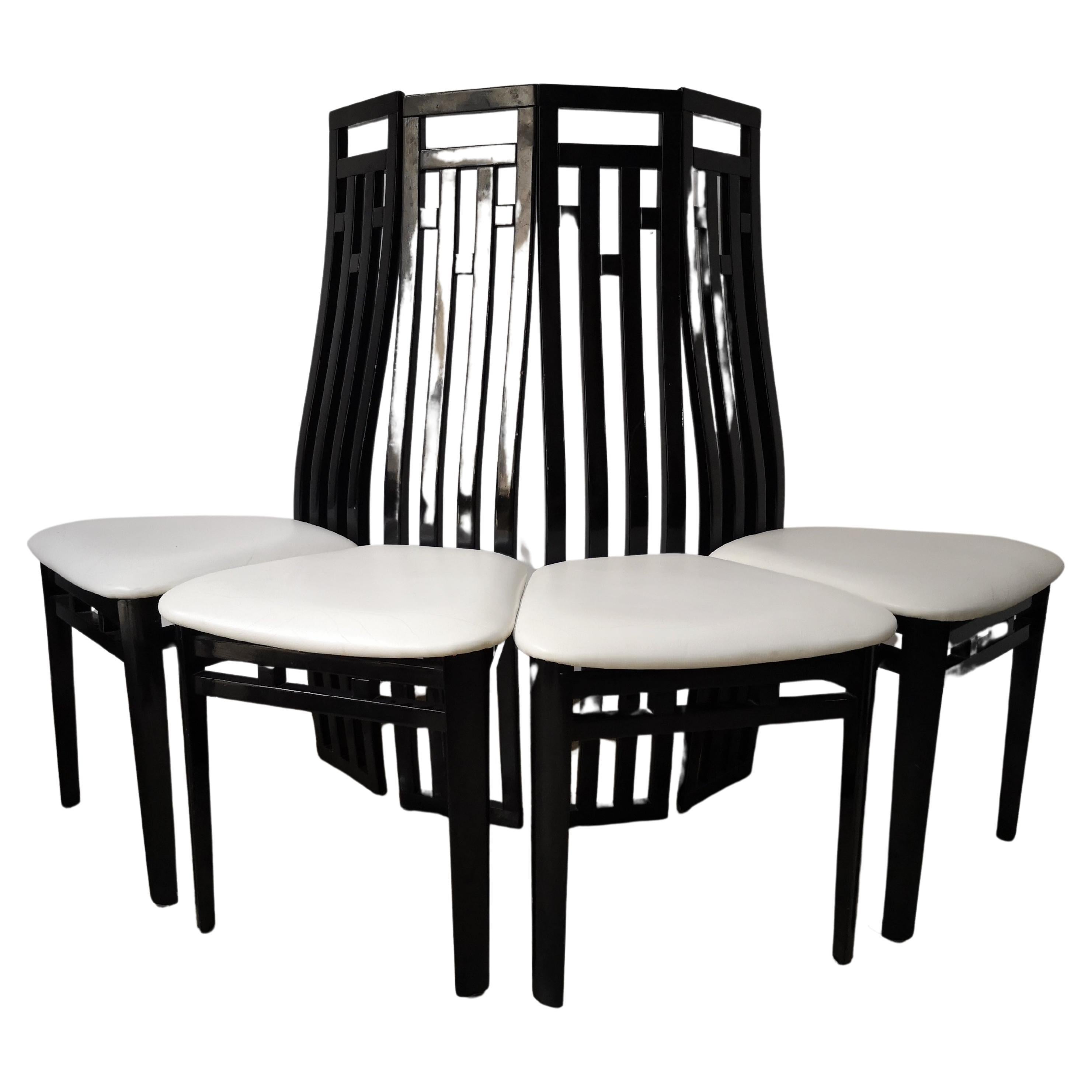 Ensemble de 4 chaises de salle à manger italiennes par Antonio Sibau - Bois de hêtre laqué noir des années 80