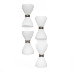 Set di 4 applique italiane in vetro da latte bianco dalle forme organiche, stile metà secolo, anni '50