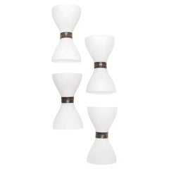 Set di 4 applique italiane in vetro da latte bianco dalle forme organiche, stile metà secolo, anni '50