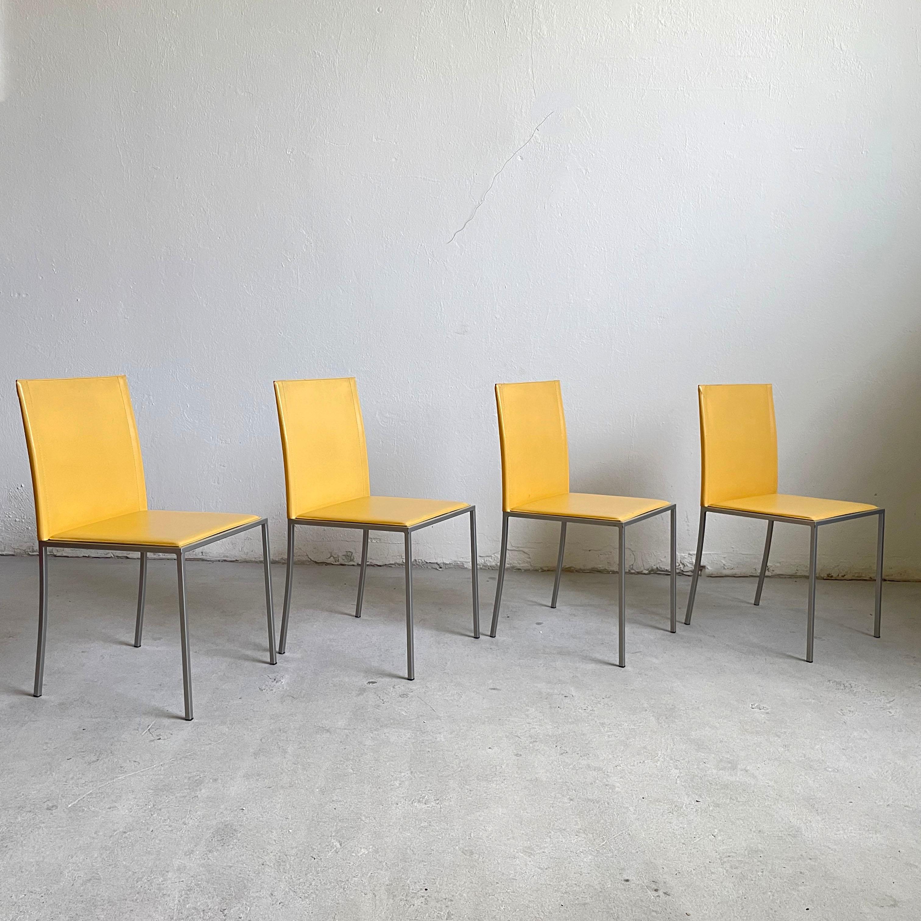 Set of 4 Italian Minimalist Modernist Leather Chairs by Calligaris, Italy 1990s For Sale 1