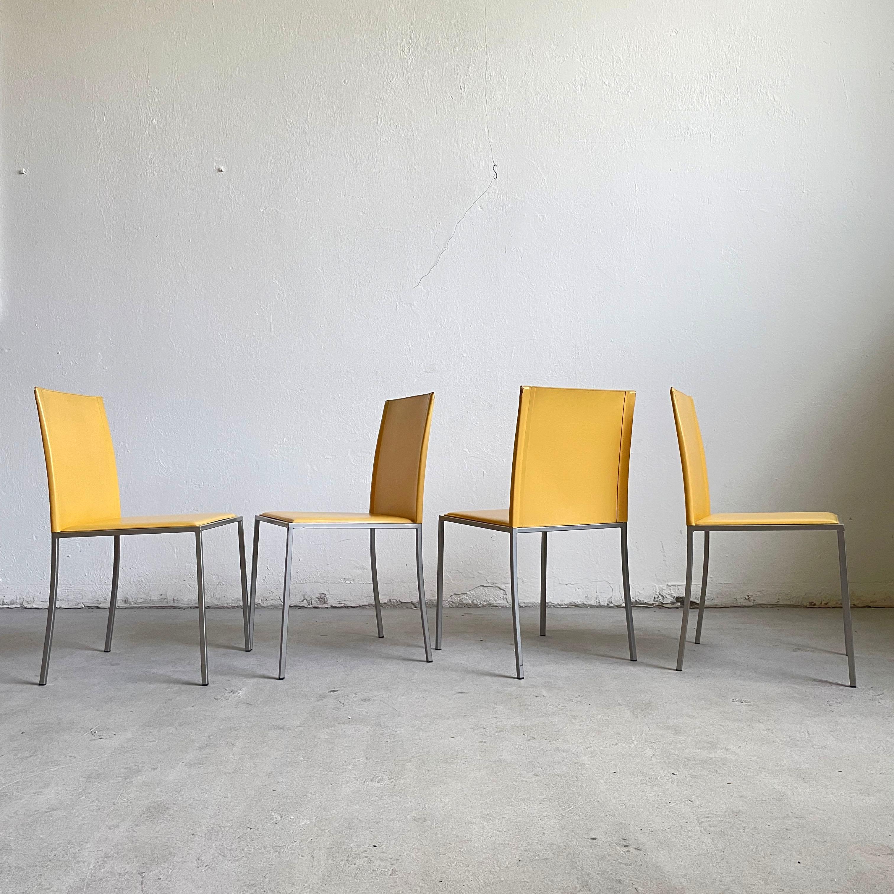 Set of 4 Italian Minimalist Modernist Leather Chairs by Calligaris, Italy 1990s For Sale 2