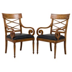 Ensemble de 4 fauteuils en cuir rembourrés de style néoclassique italien