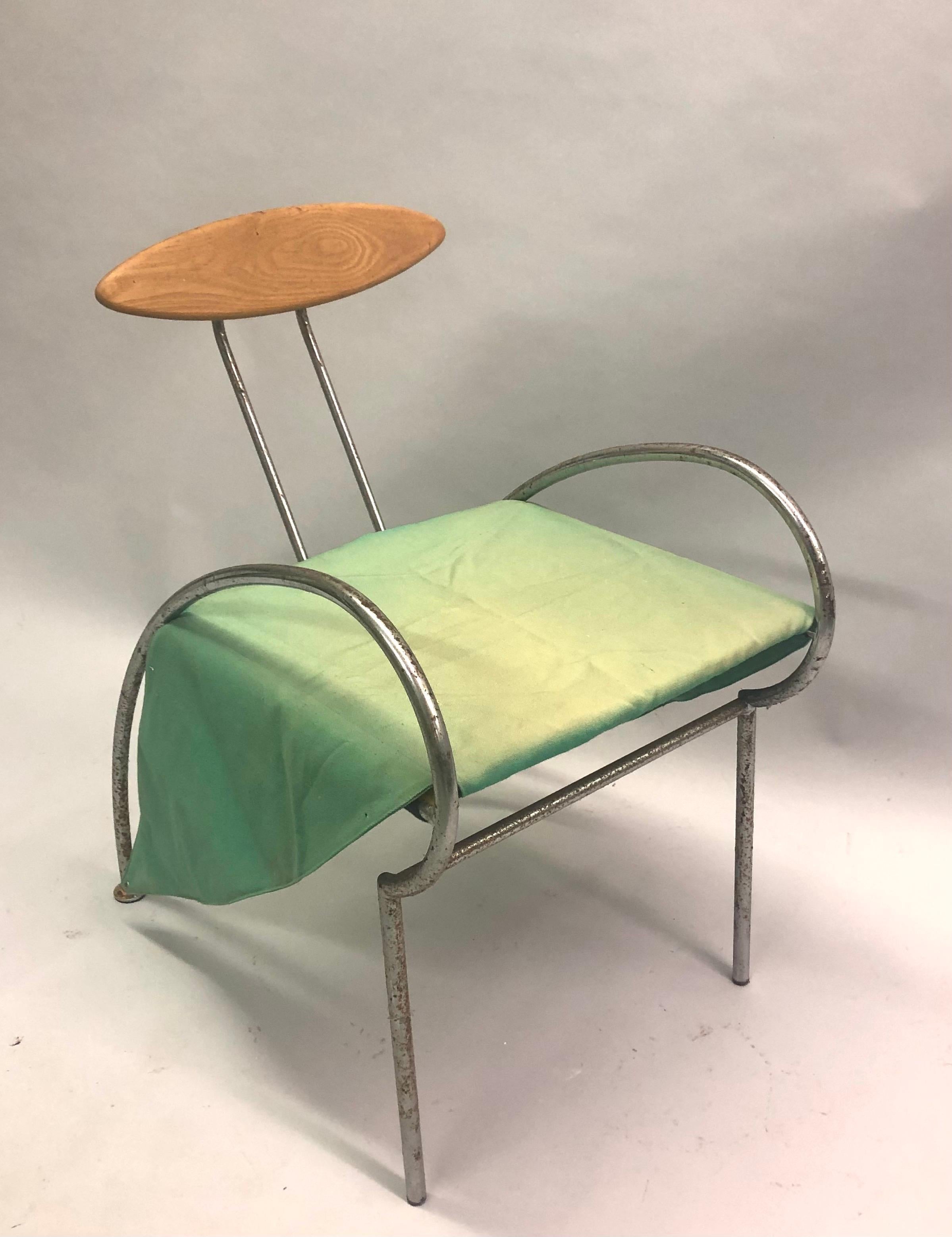 Acier Ensemble de 4 chaises de salle à manger italiennes post-modernes / Memphis de Massimo Iosa Ghini en vente