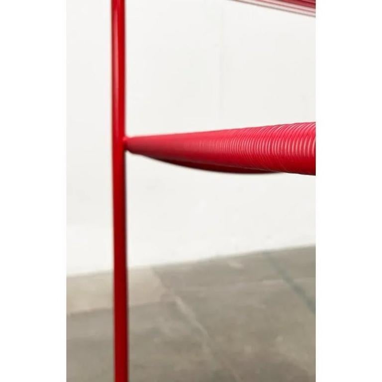 Ensemble italien de 4 chaises spaghetti Modèle 101 de l'ère spatiale postmoderne, 1970 en vente 4