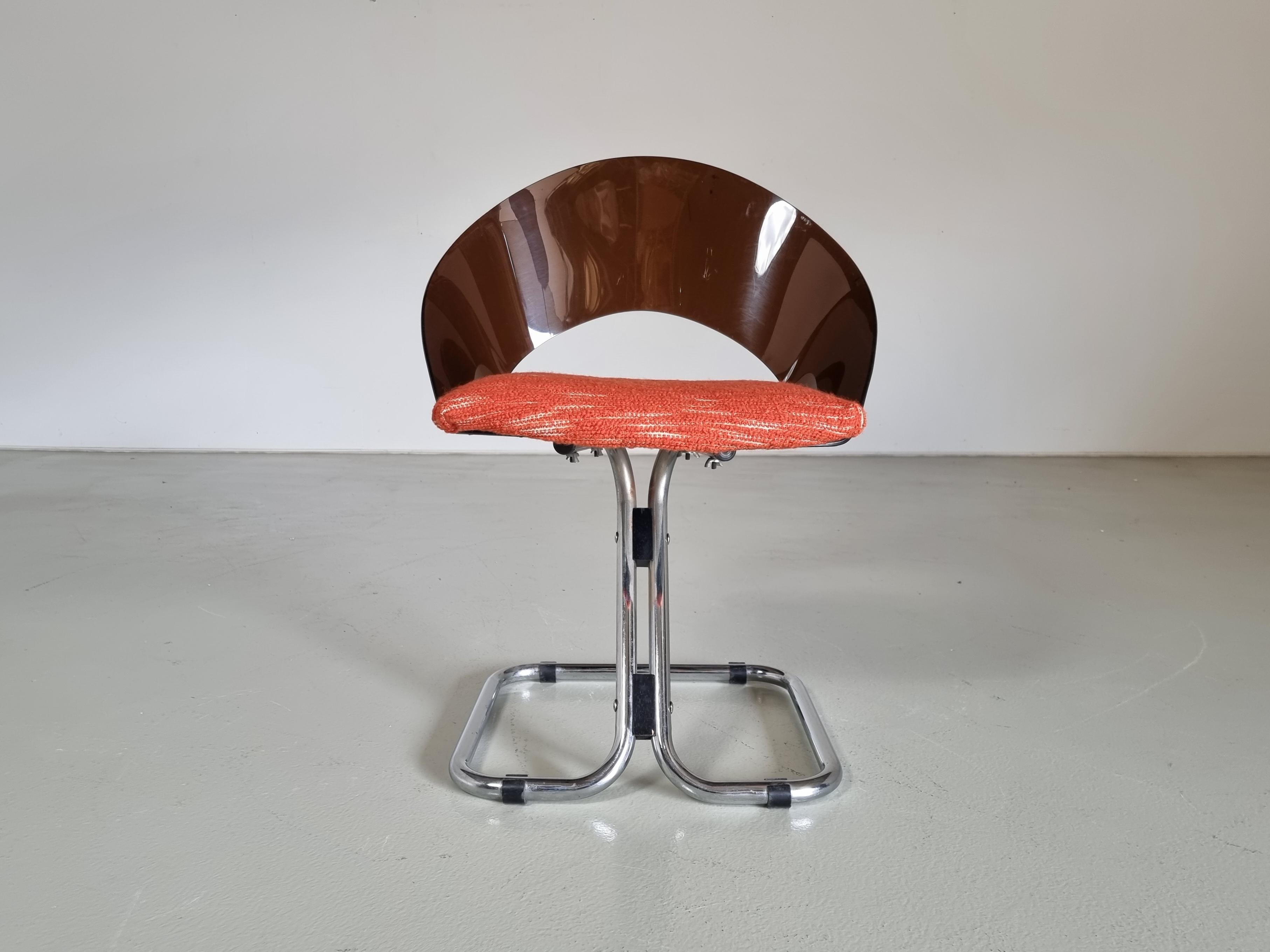 Set of 4 Italian Spage Age Plexiglass Dining Chairs, 1970s For Sale 4
