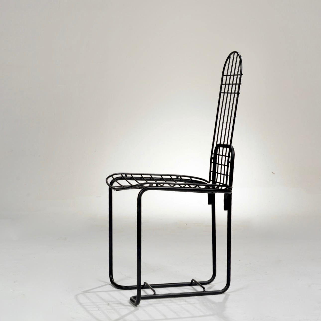 Ensemble de 4 chaises italiennes en acier en vente 4