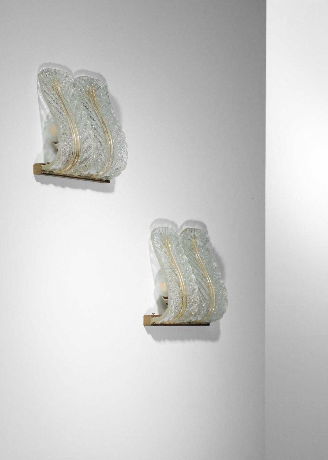 Pair of italian wall lights attributed to Barovier and Toso in murano glass For Sale 4
