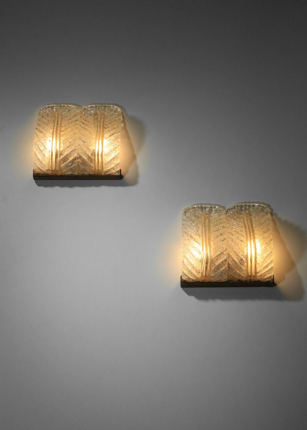 Mid-20th Century Pair of italian wall lights attributed to Barovier and Toso in murano glass For Sale