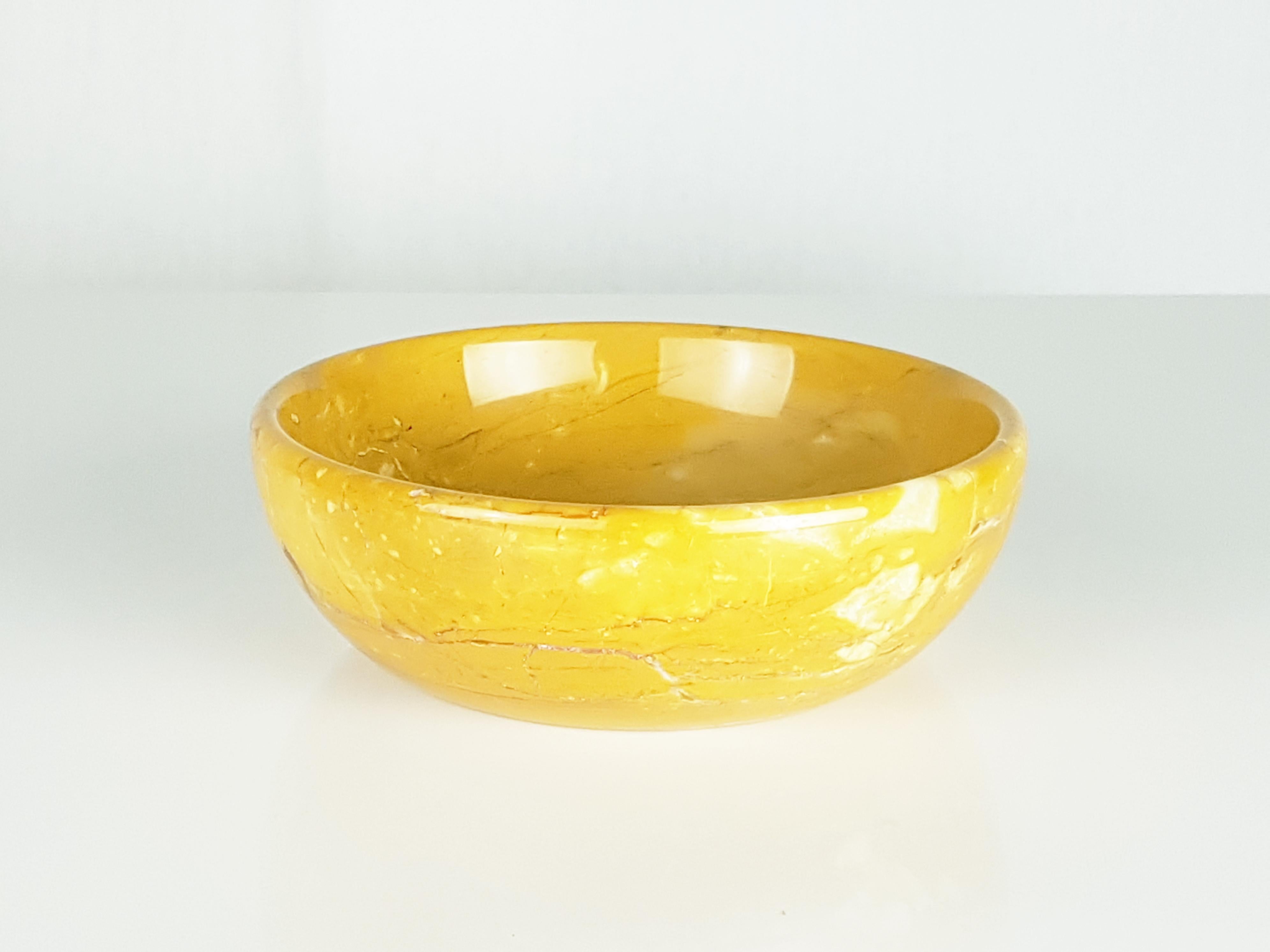 Set of 4 Italian Yellow Siena Marble 1970s Bowls and Boxes For Sale 6