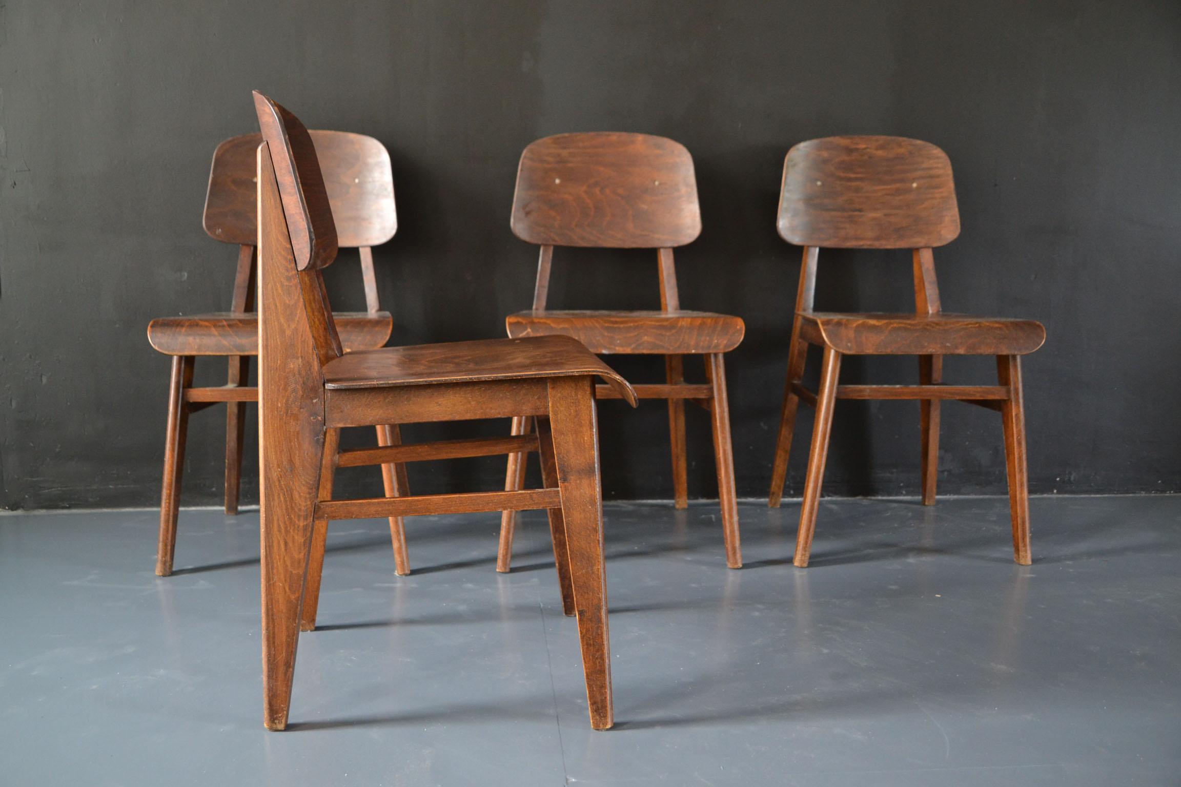 Set of 4 Jean Prouvé Chairs, Vauconsant In Good Condition In Perpignan, FR
