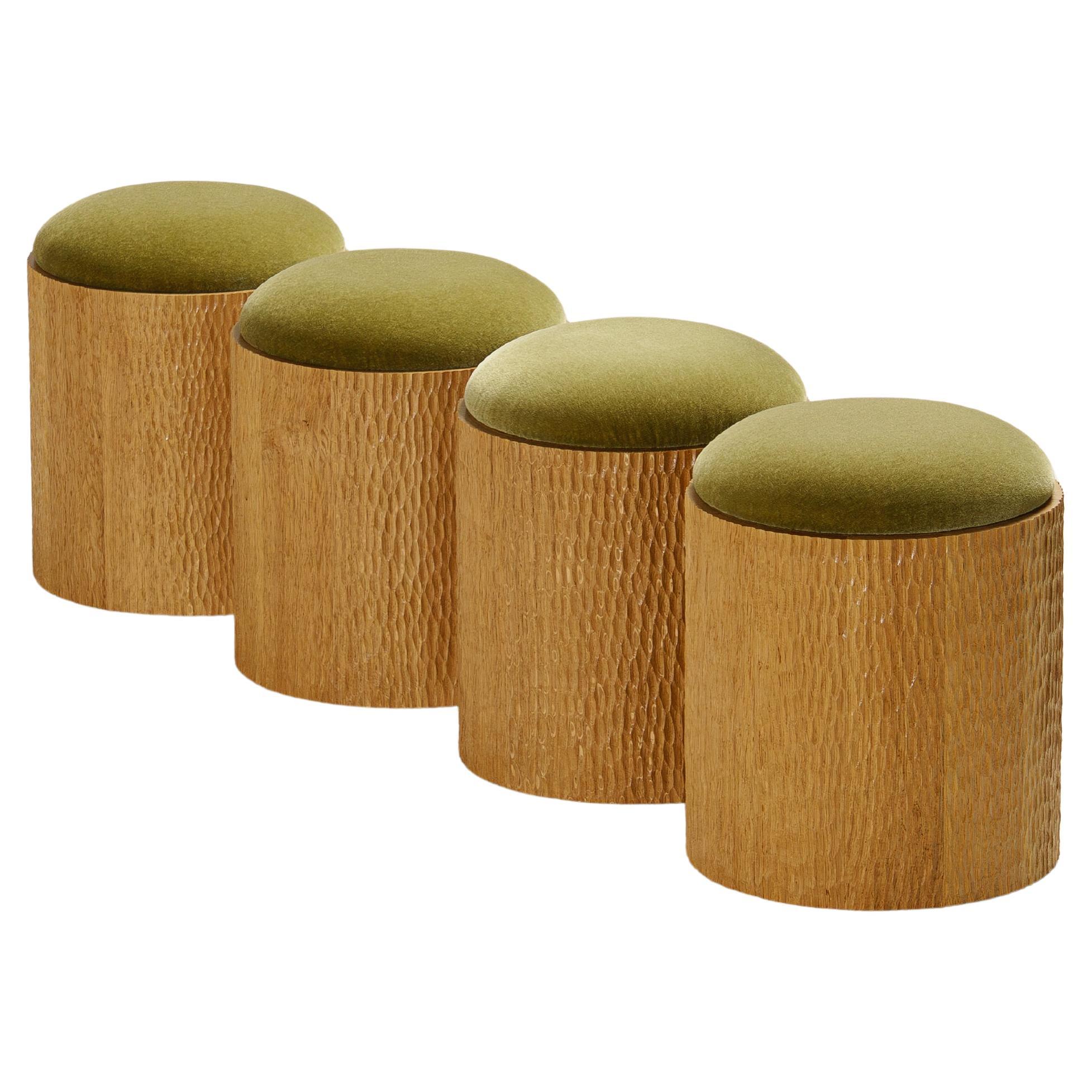Juego de 4 taburetes Jessie de Proisy Studio. Tejido de mohair de lujo. en venta