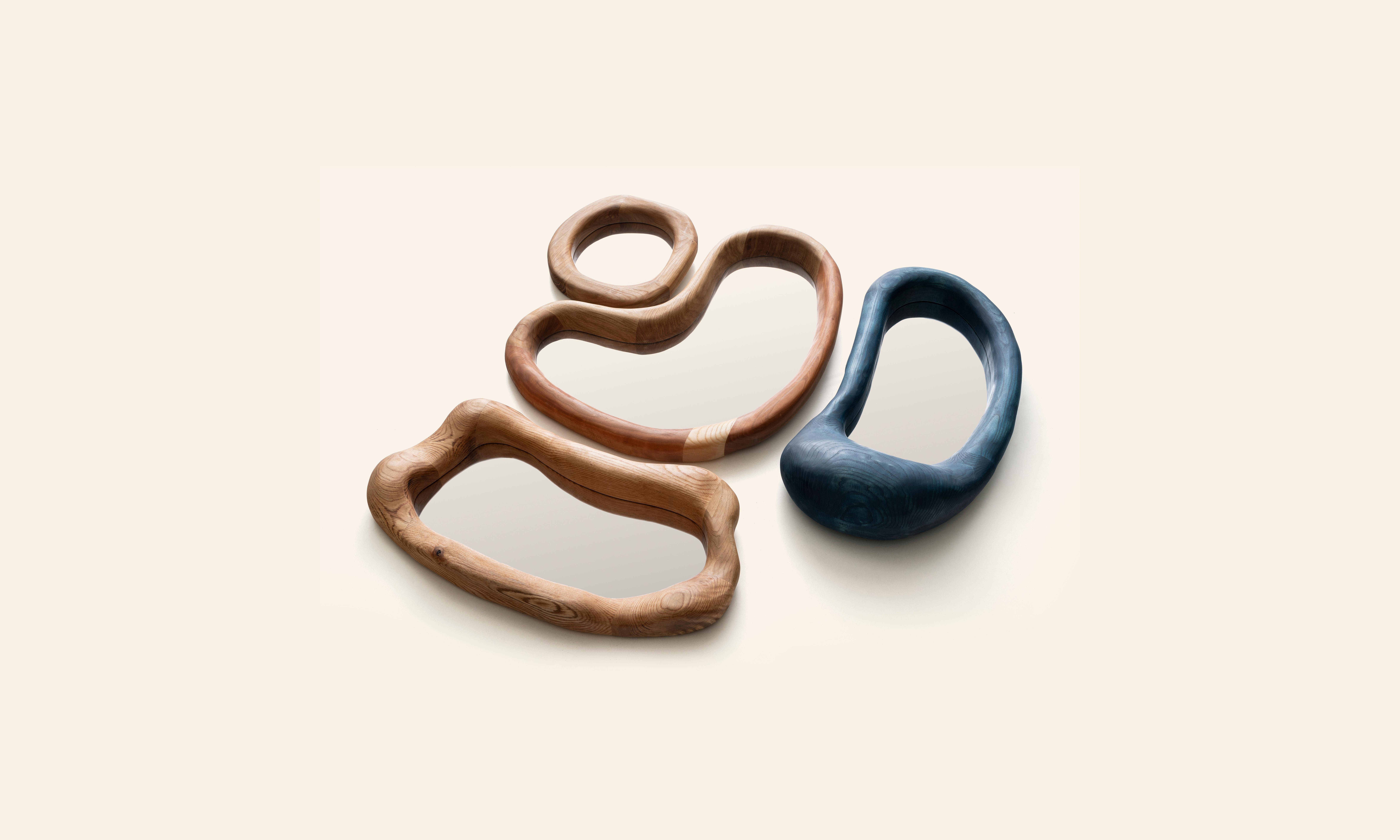Set di 4 specchi da parete in legno duro Jeu Des Miroirs di Marco Calhau in vendita 3