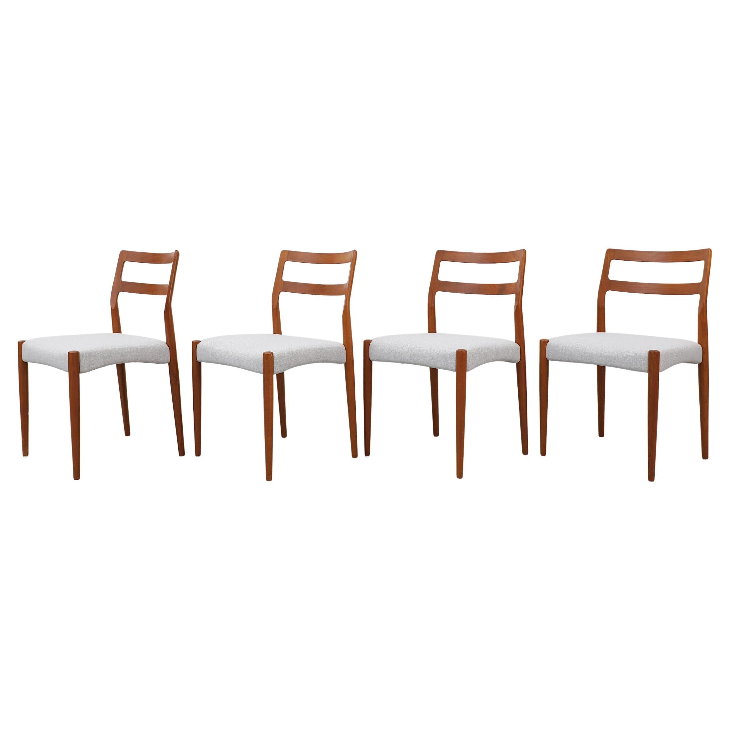 Set of 4 Johannes Andersen Dining Chairs