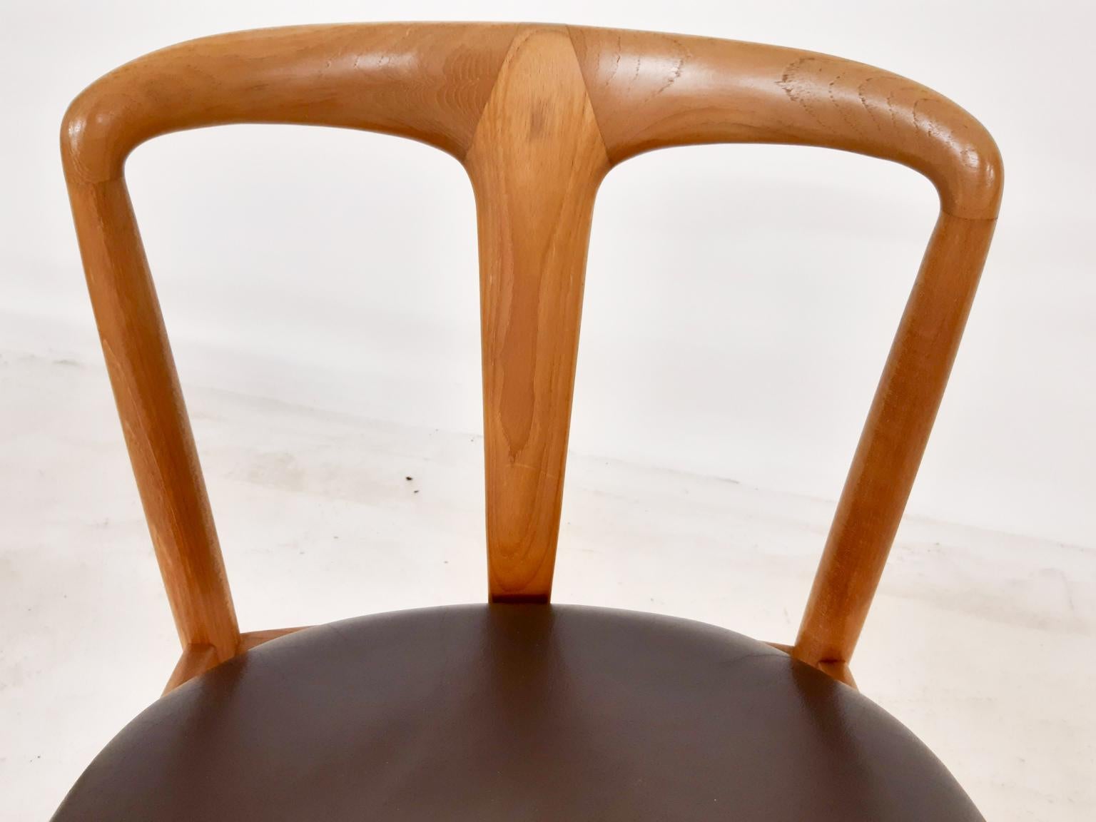 20th Century Set of 4 Johannes Andersen Juliane Dining Chairs in Oak and Leather, Denmark