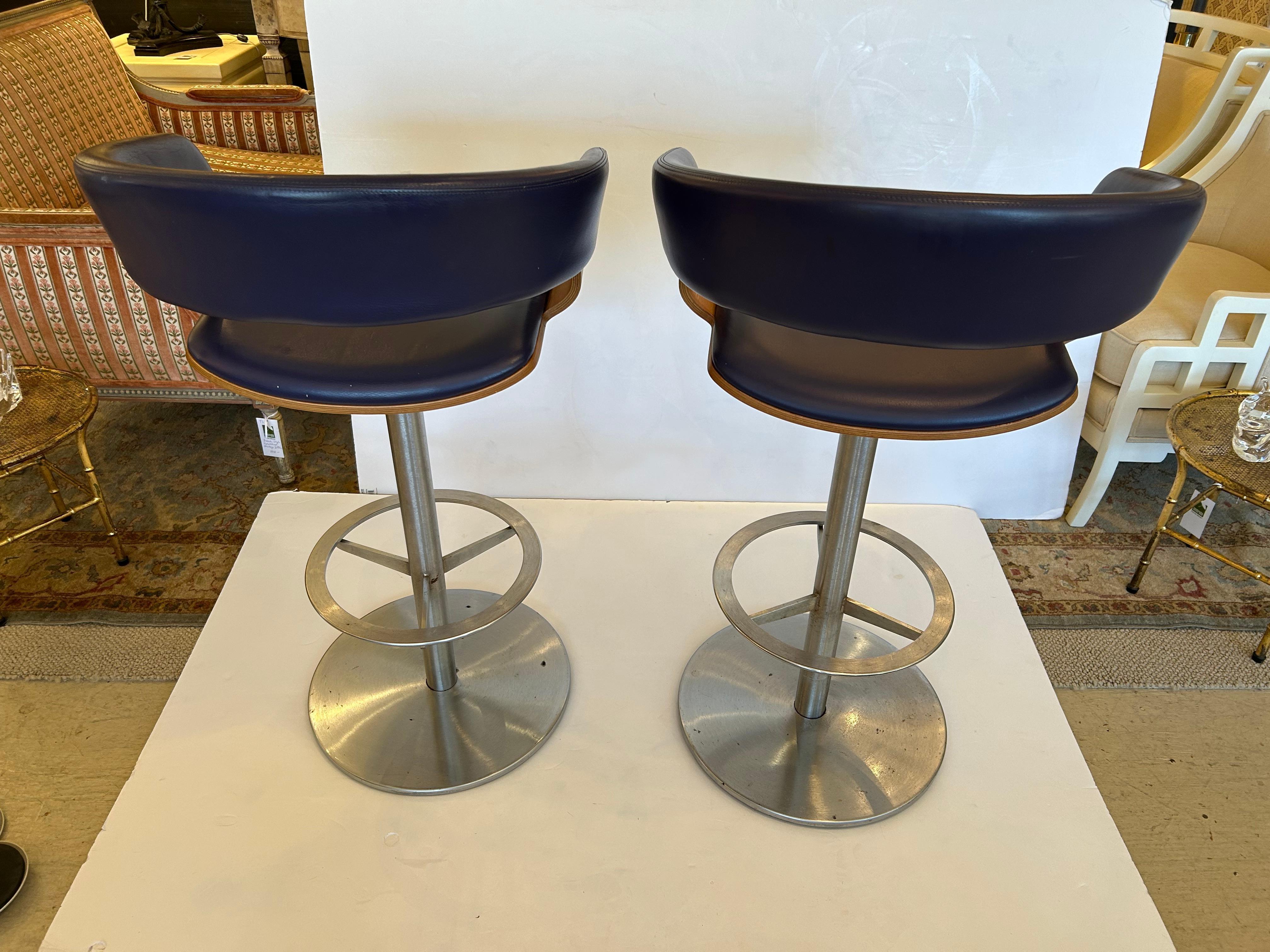Juego de 4 taburetes de bar John Coleman de piel de roble y acero by Allermuir en venta 1