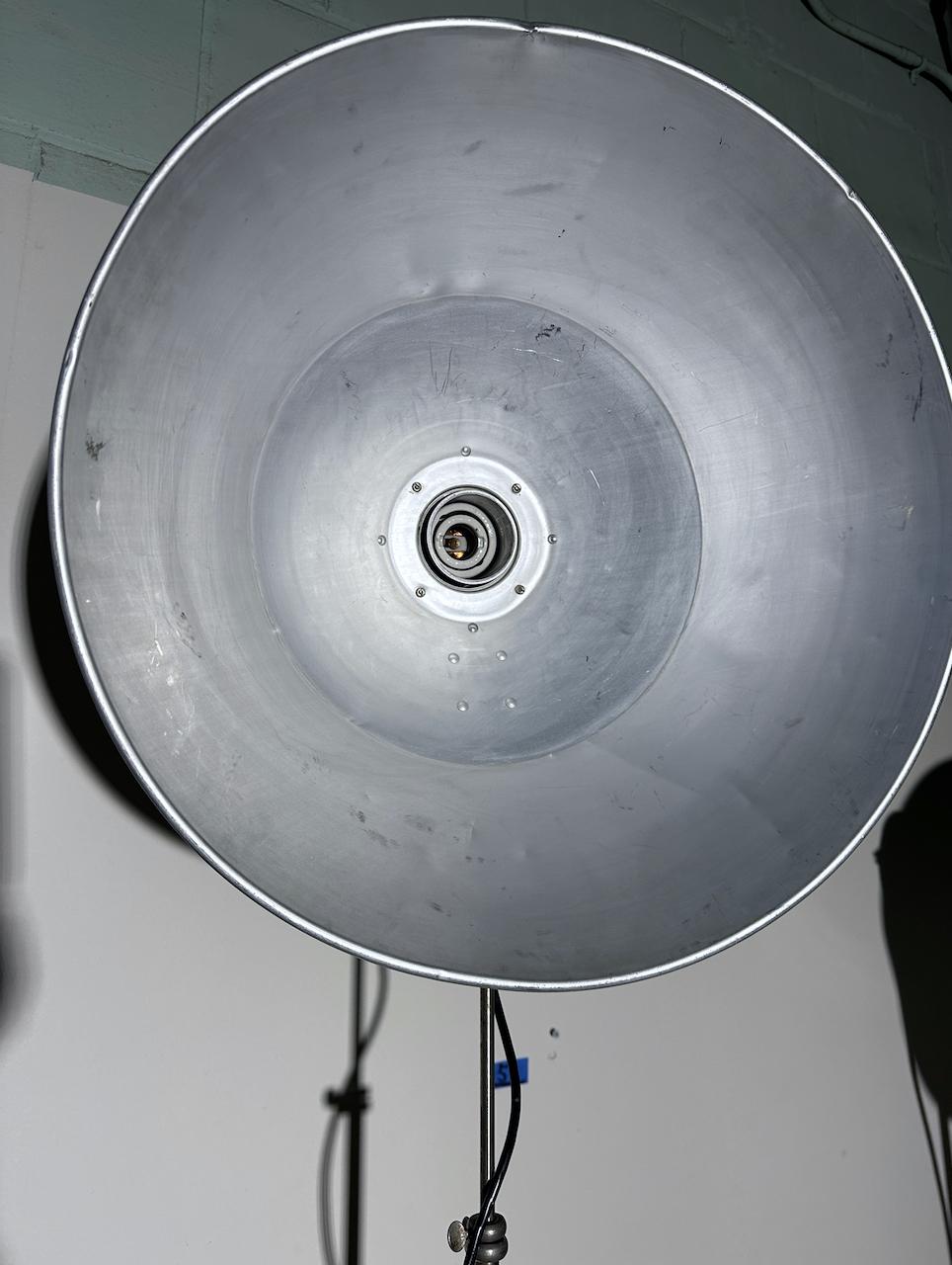 Mid-20th Century Set of 4 Johnson Ventlite Folding Photo Floor Lamps with Large Aluminum Shades For Sale