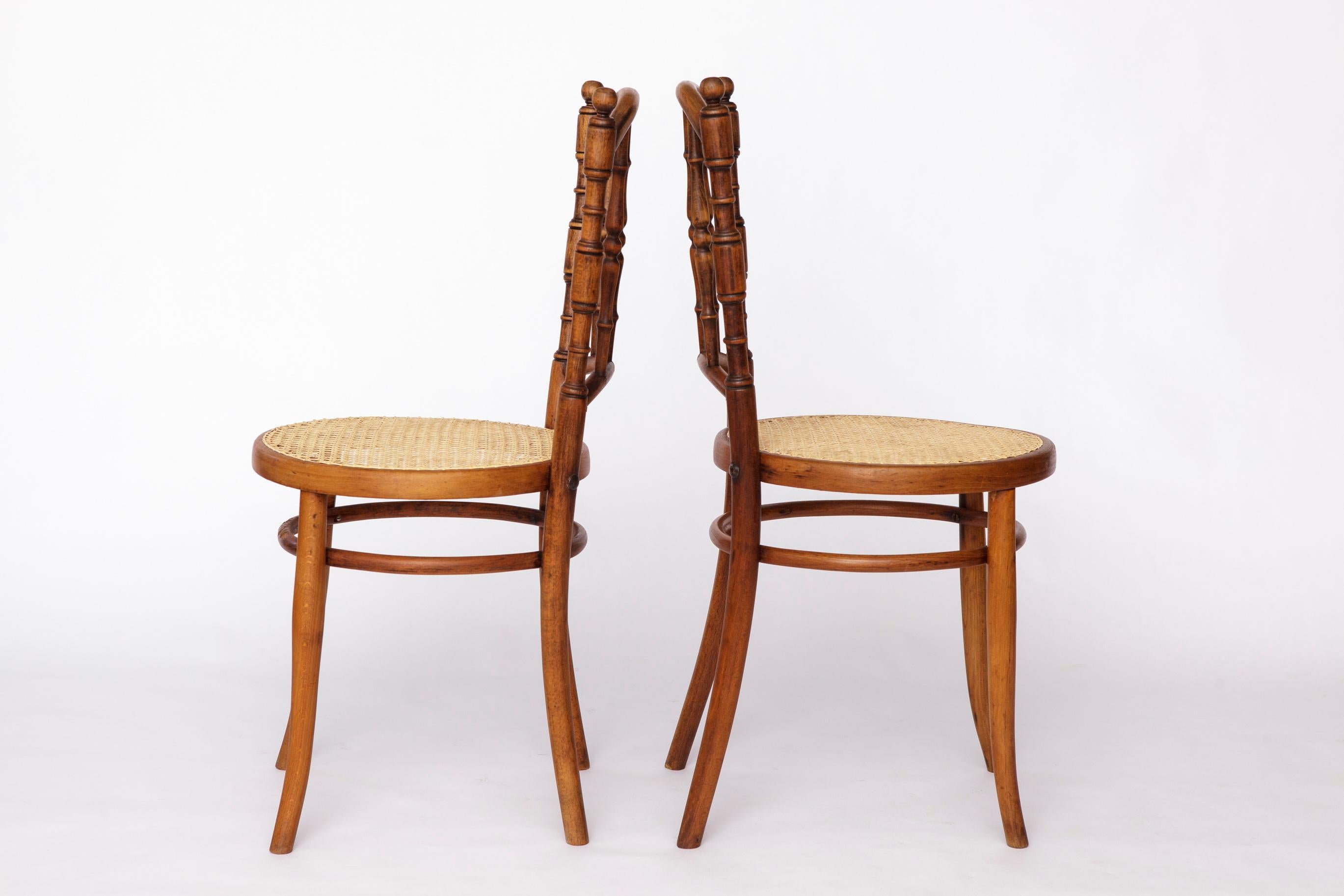 Set of 4 Josef Kohn Bentwood Chairs – Austrian Vintage 1930s–1950s, Beechwood In Good Condition For Sale In Hannover, DE