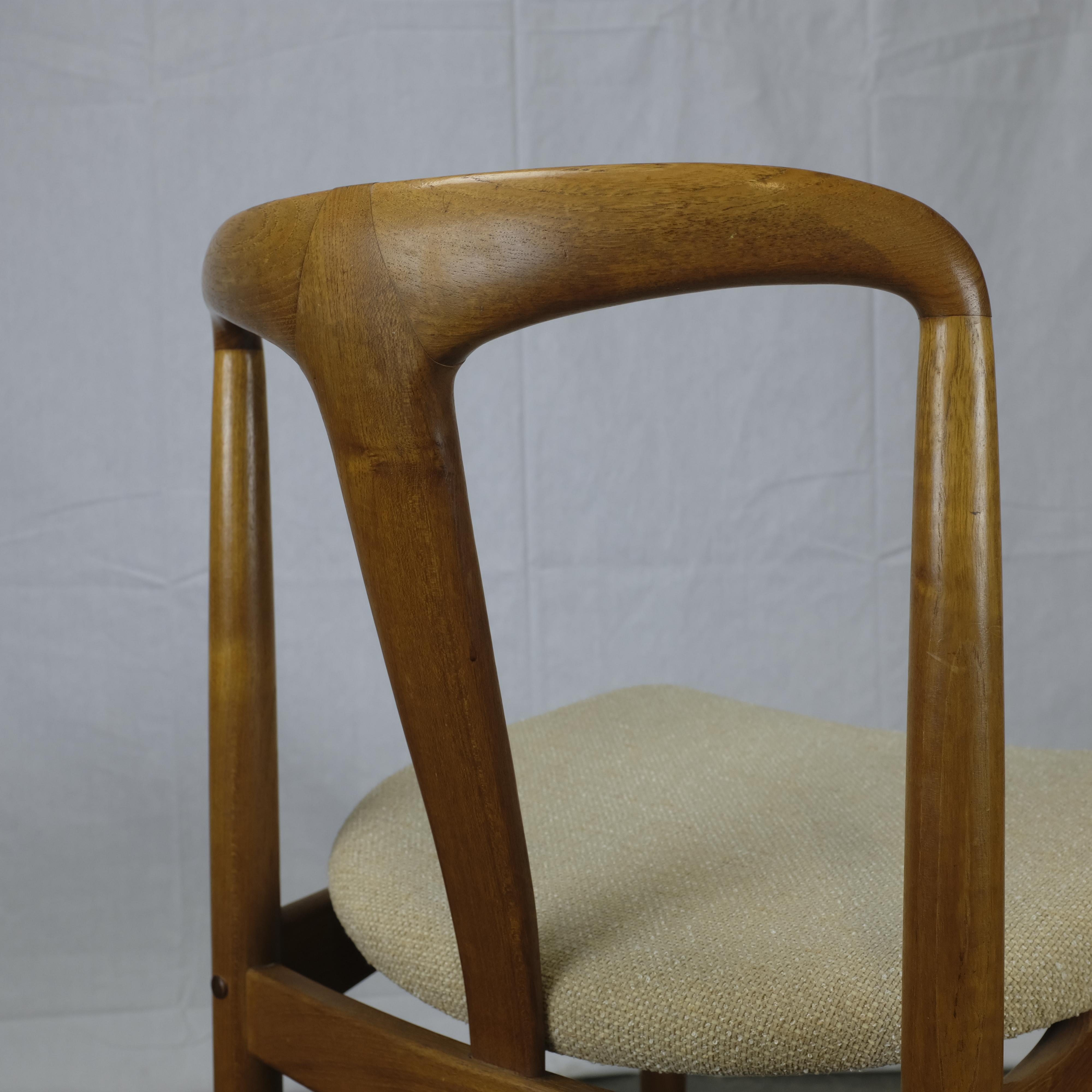 Set of 4 'Juliane' Teak Dining Chairs by Johannes Andersen For Sale 2