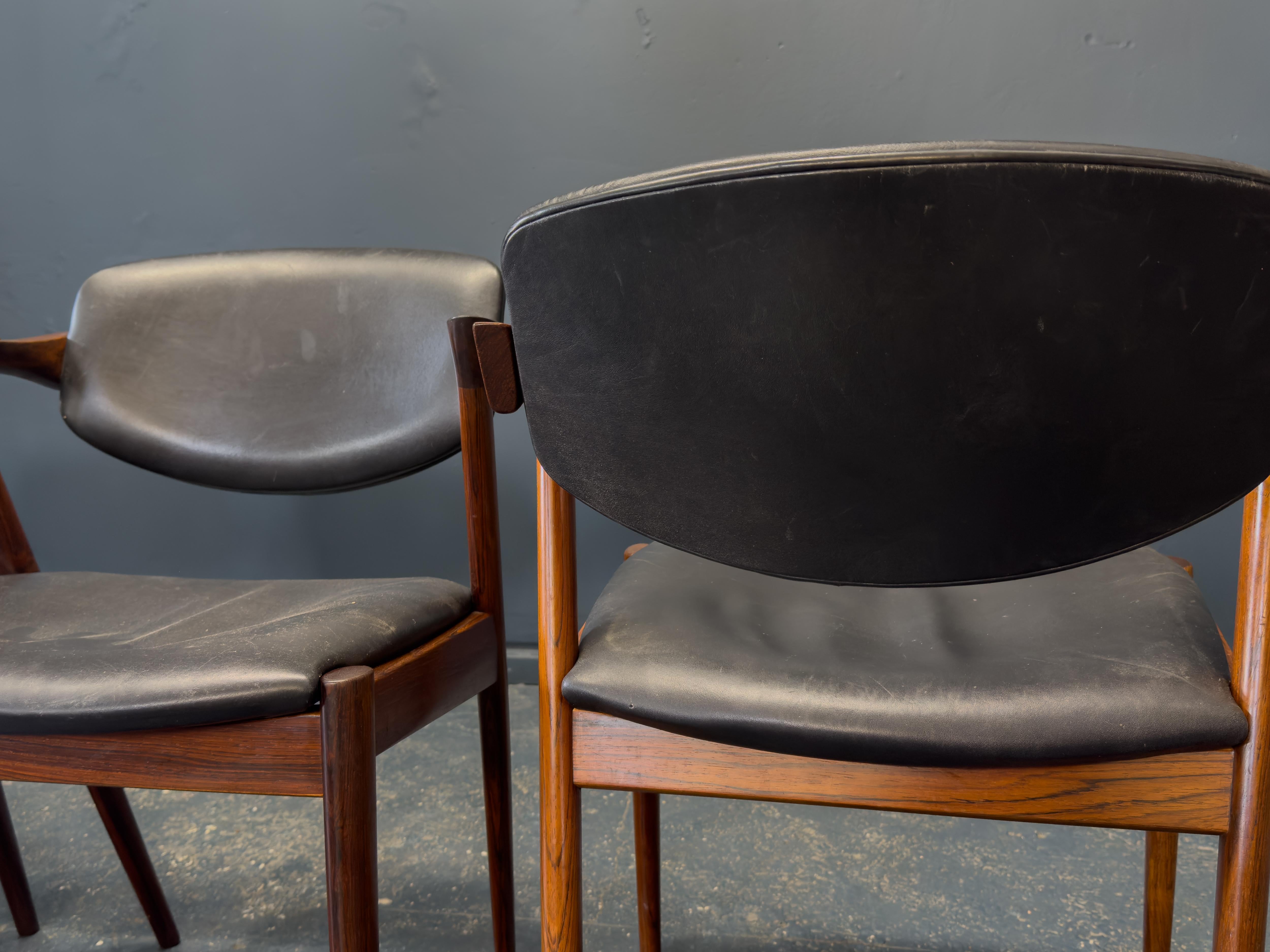 Juego de 4 sillas de comedor Kai Kristiansen Modelo 42 en Bueno estado para la venta en London, GB