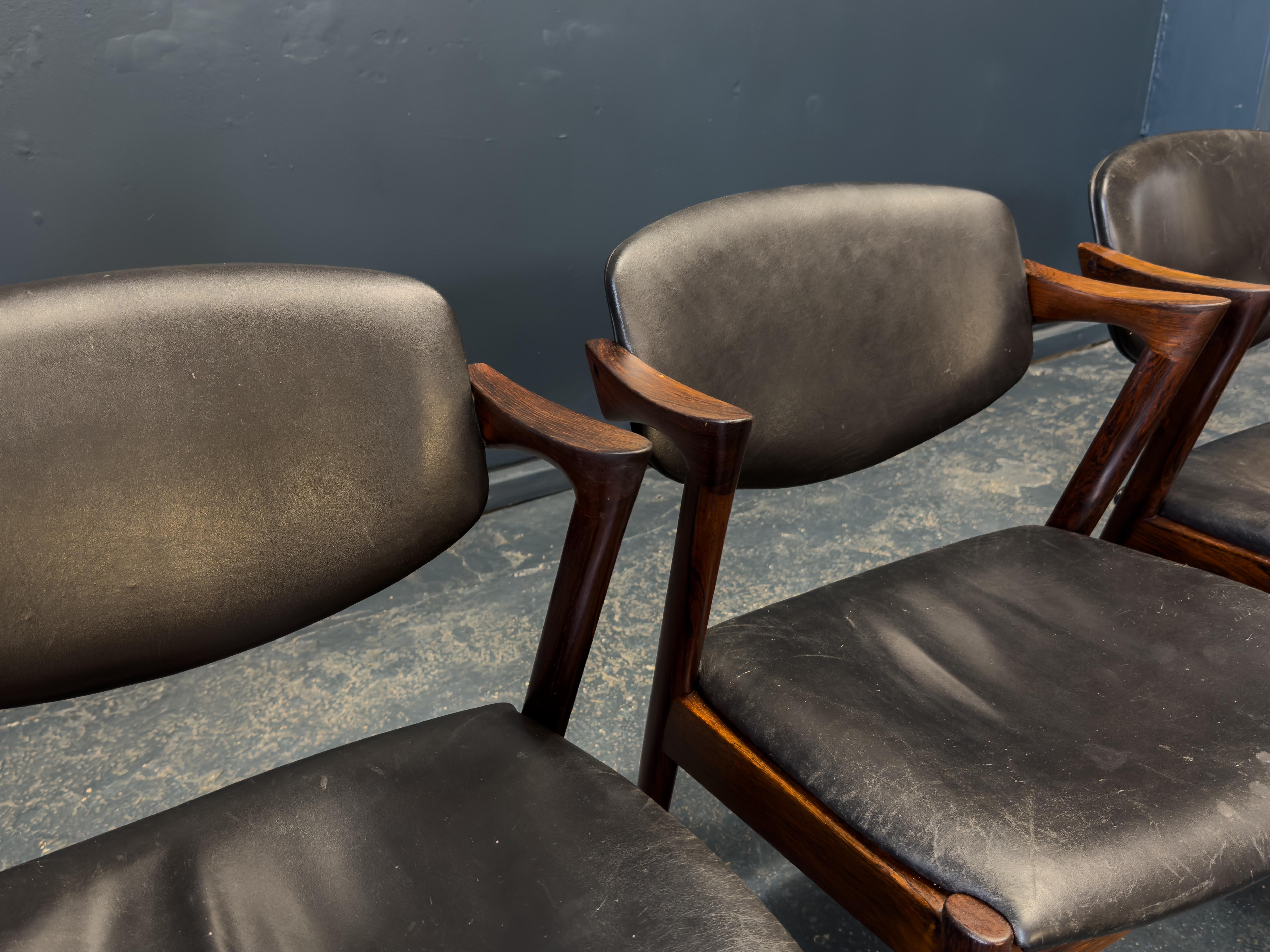 Juego de 4 sillas de comedor Kai Kristiansen Modelo 42 en venta 1