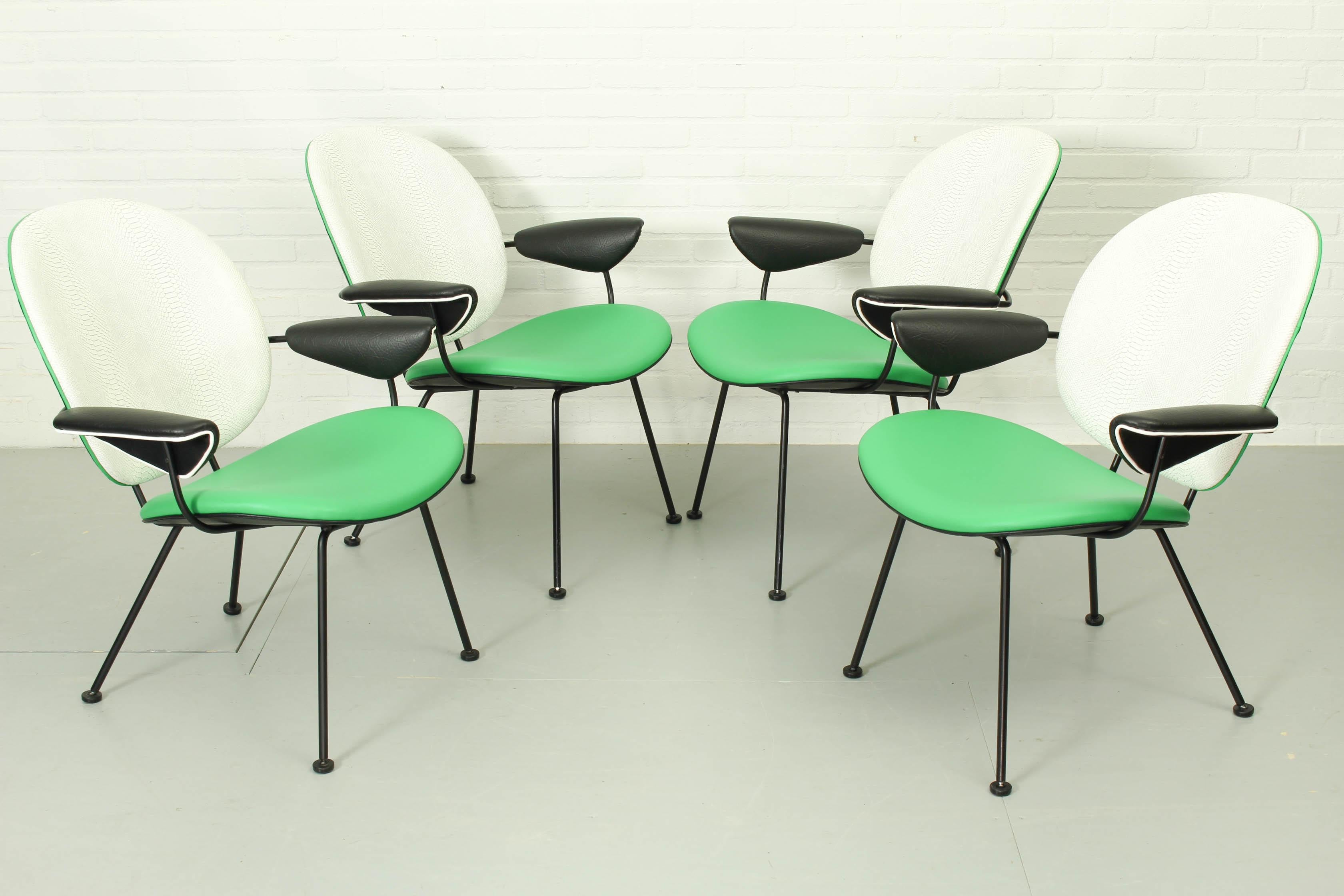 Mid-Century Modern Set of 4 Kembo Chairs by W.H. Gispen for Kembo For Sale