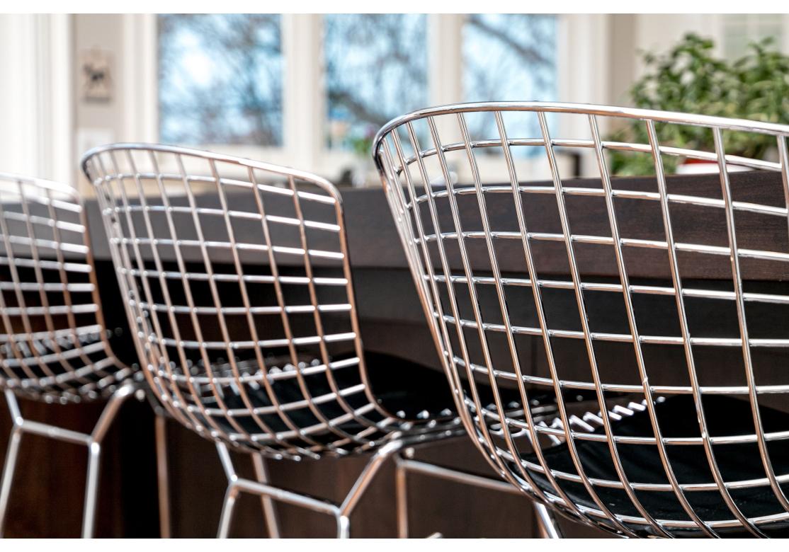 Mid-Century Modern Set Of 4 Knoll Bertoia Polished Chrome Bar Stools For Sale