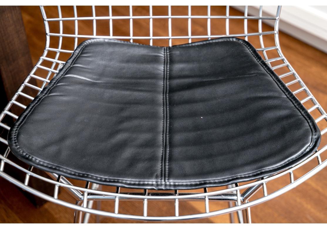 20th Century Set Of 4 Knoll Bertoia Polished Chrome Bar Stools For Sale