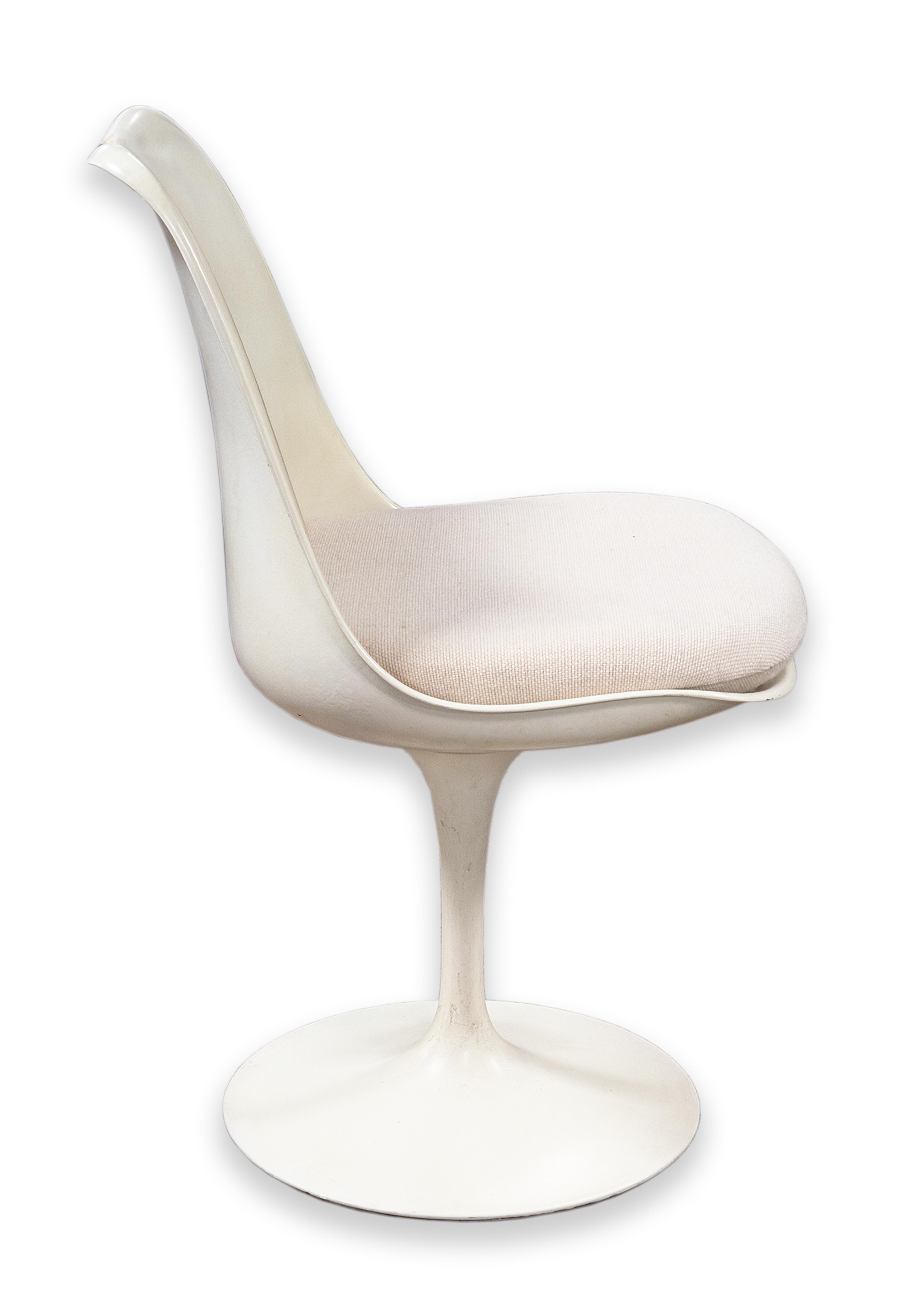 Set of 4 Knoll Saarinen Mid Century Modern 1970s White Tulip Dining Chairs 3