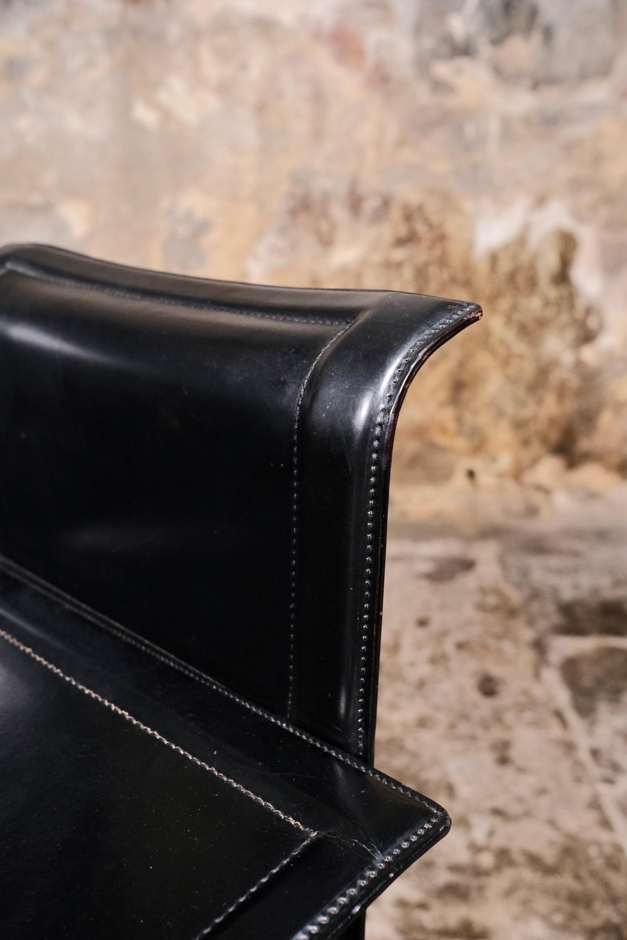 Set di 4 sedie Korium in pelle nera, Tito Agnoli per Matteo Grassi, anni '80 in vendita 4