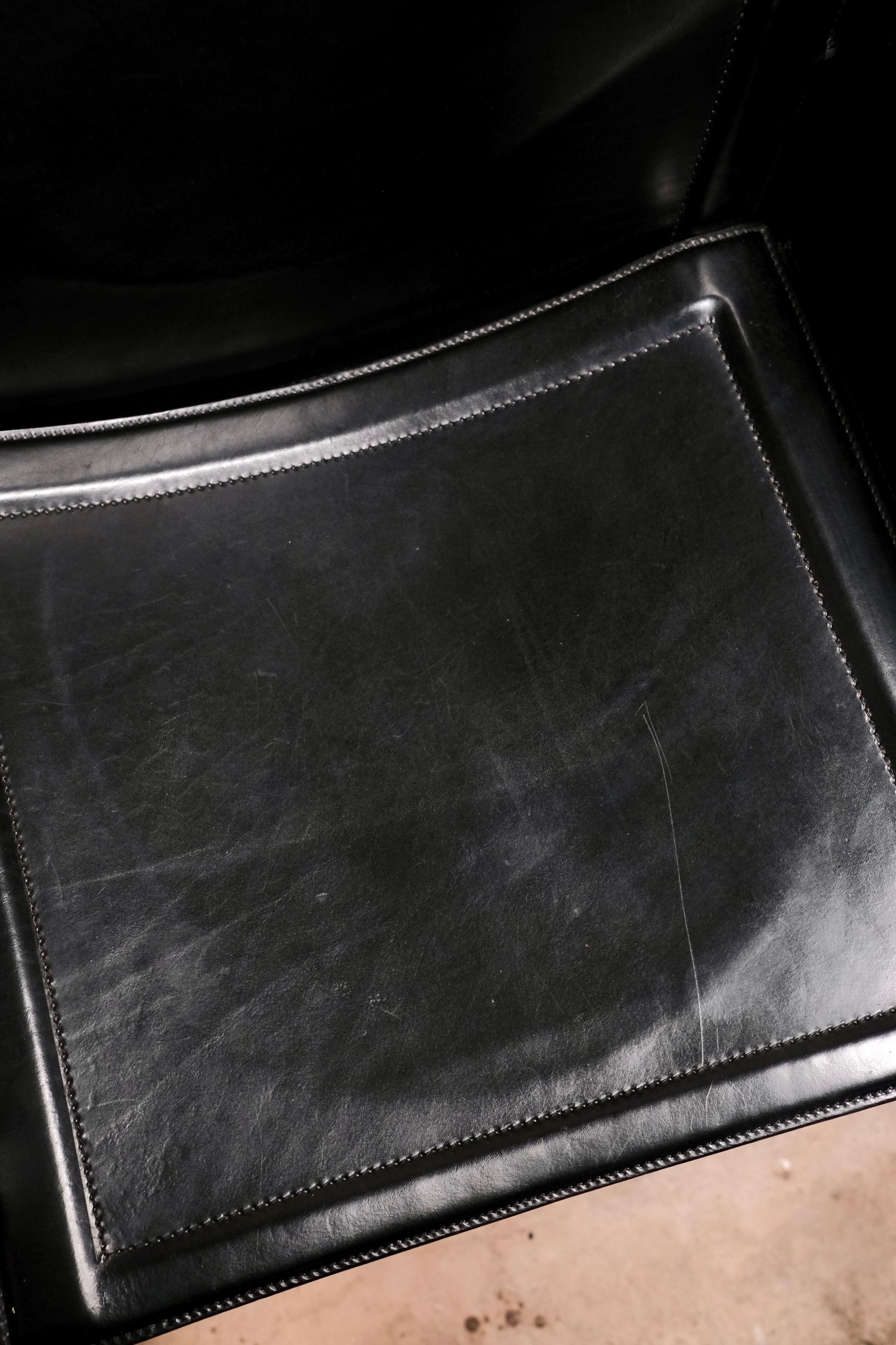 Set di 4 sedie Korium in pelle nera, Tito Agnoli per Matteo Grassi, anni '80 in vendita 8