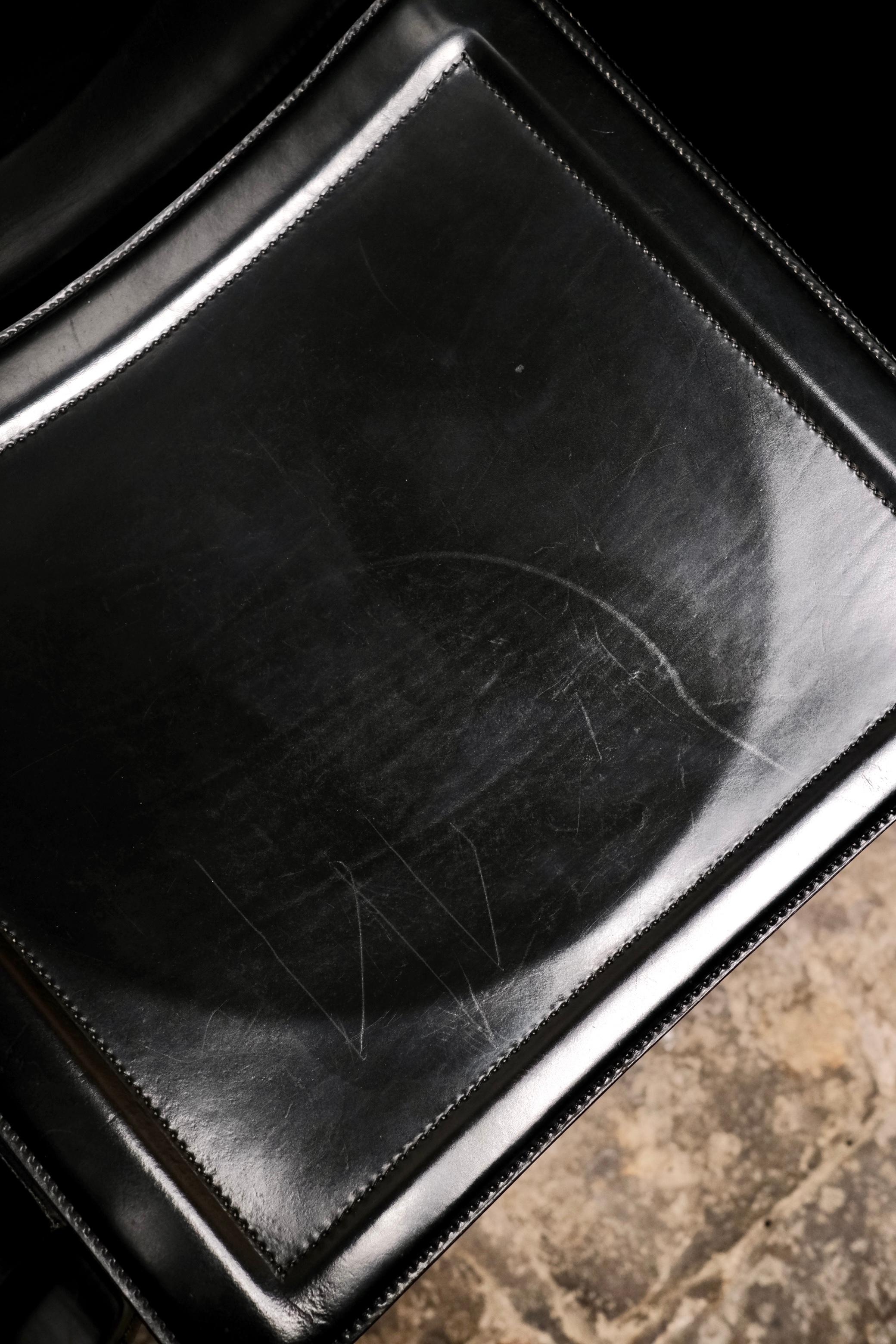 Set di 4 sedie Korium in pelle nera, Tito Agnoli per Matteo Grassi, anni '80 in vendita 9