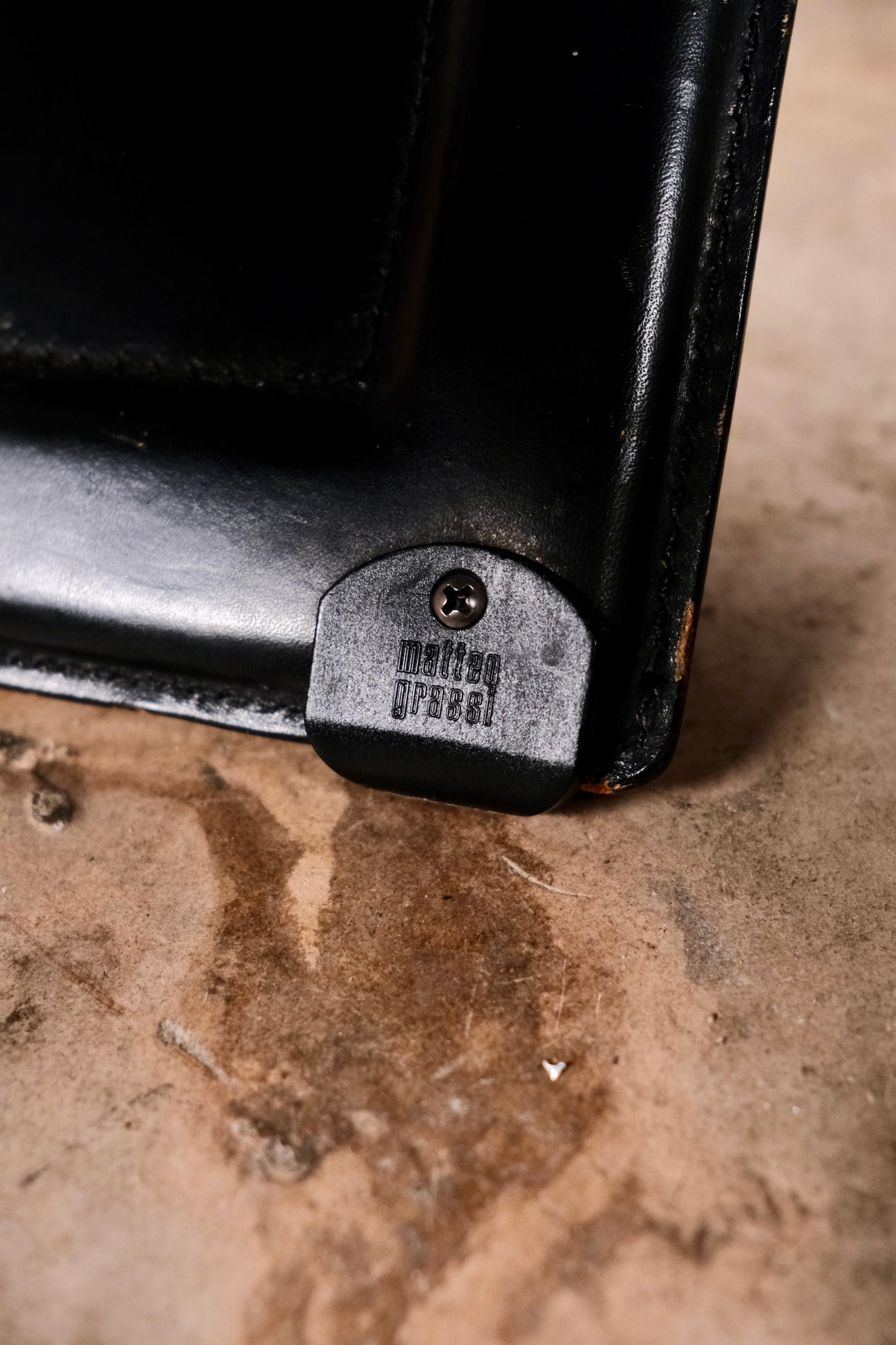 Set di 4 sedie Korium in pelle nera, Tito Agnoli per Matteo Grassi, anni '80 in vendita 11