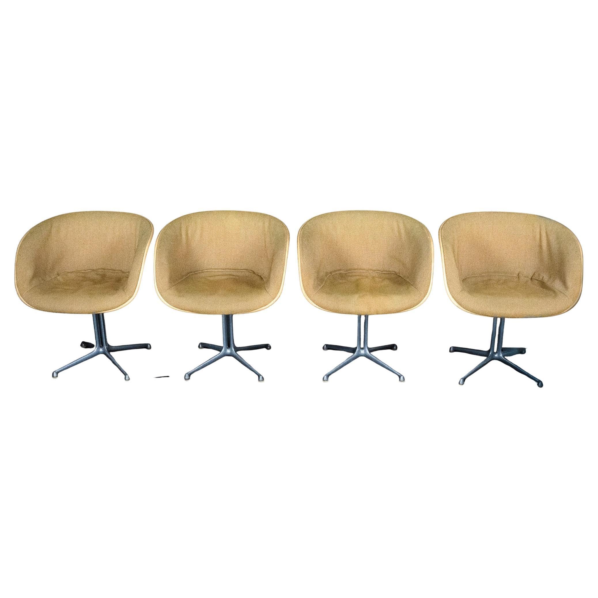 Ensemble de 4 fauteuils club La Fonda par Charles Eames pour Herman Miller. États-Unis, années 1960 en vente