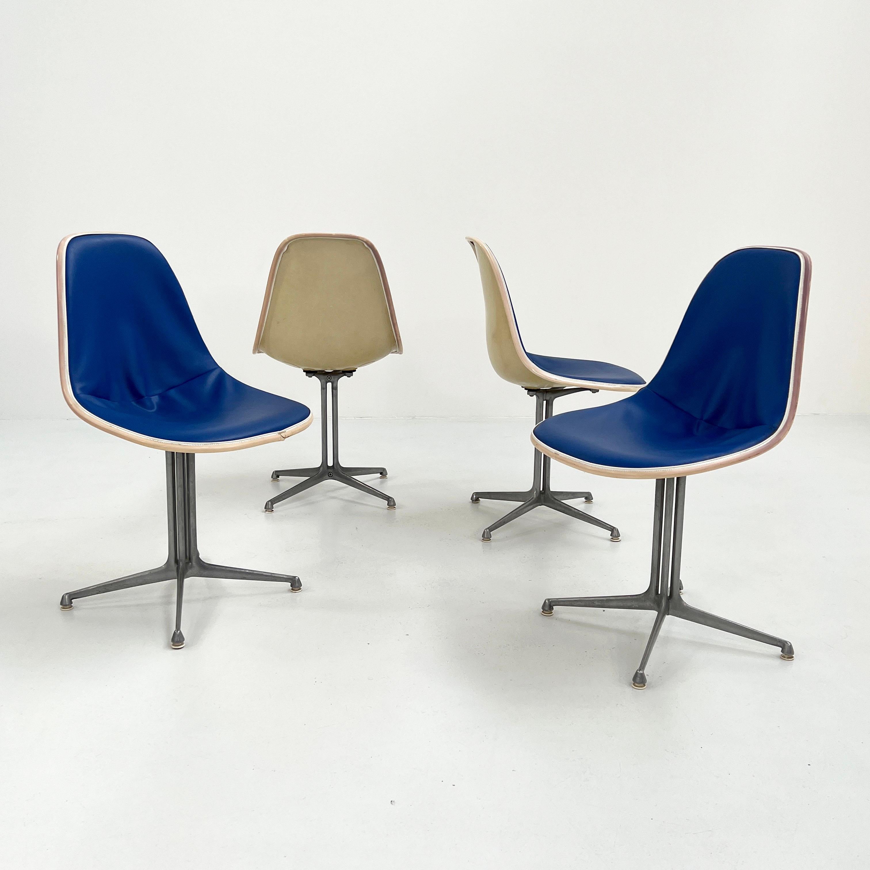 Set of 4 La Fonda dining chairs by Charles & Ray Eames for Herman Miller, 1960s
Designer - Charles and Ray Eames
Producer - Herman Miller
Model - La Fonda Dining Chairs
Design Period - Sixties
Measurements - Width 47 cm x Depth 46 cm x Height