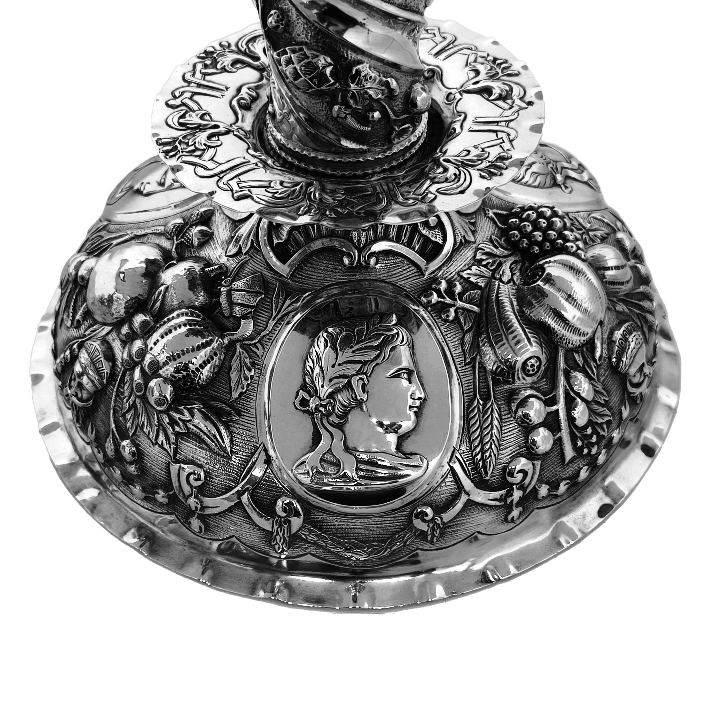Satz von 4 großen antiken deutschen Silber-Kerzenleuchtern um 1890 im Zustand „Gut“ im Angebot in London, GB