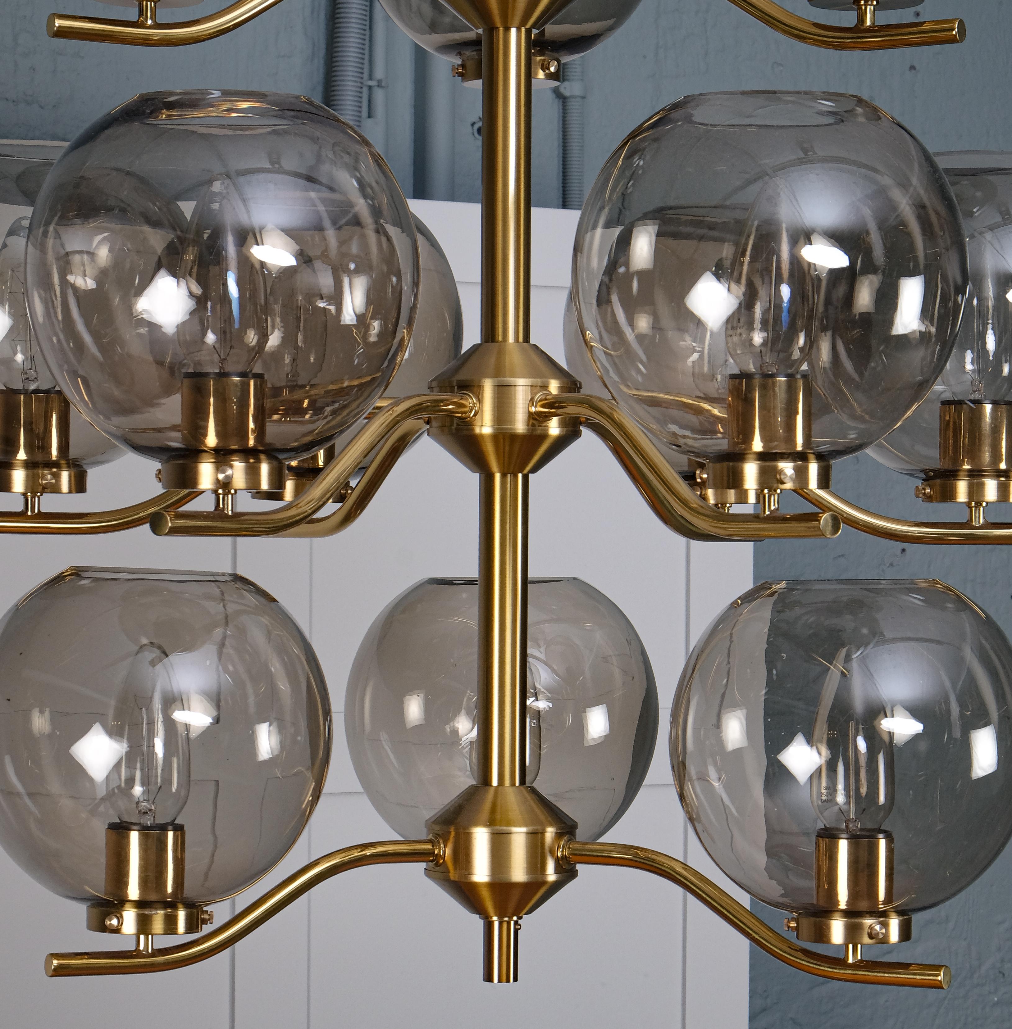 Set of 4 Large Brass Chandeliers by Holger Johansson, Sweden, 1970s In Good Condition For Sale In Stockholm, SE