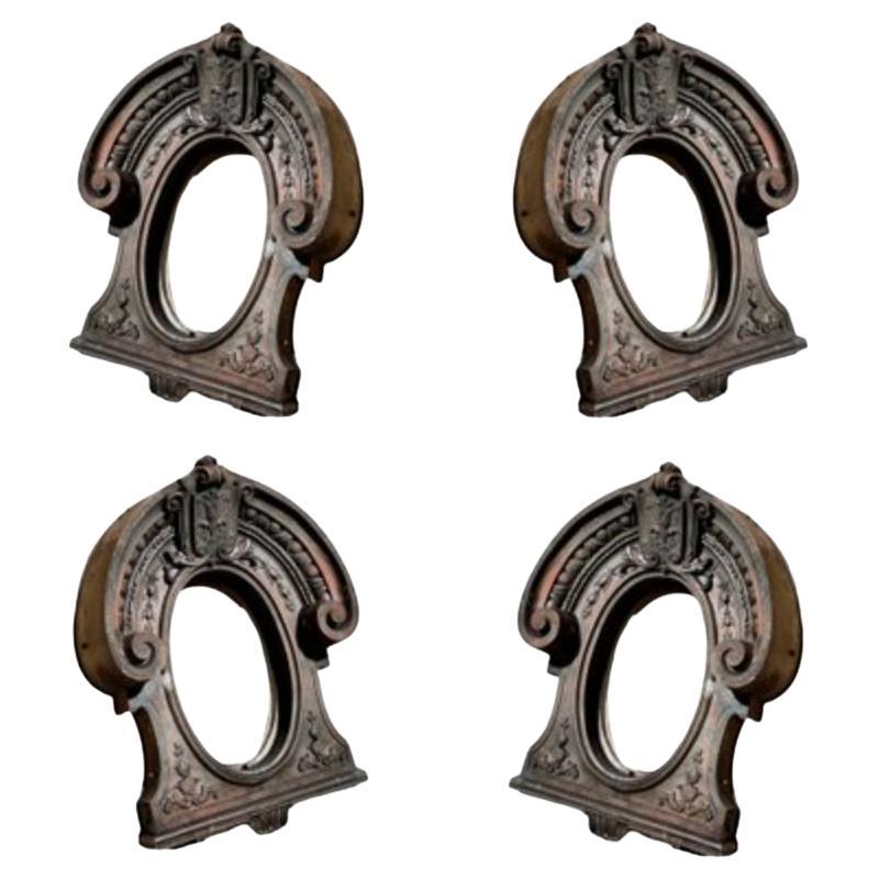 Set of 4 Large Bulls Eye Windows of a French Castle in Cast Iron, 1880 For Sale