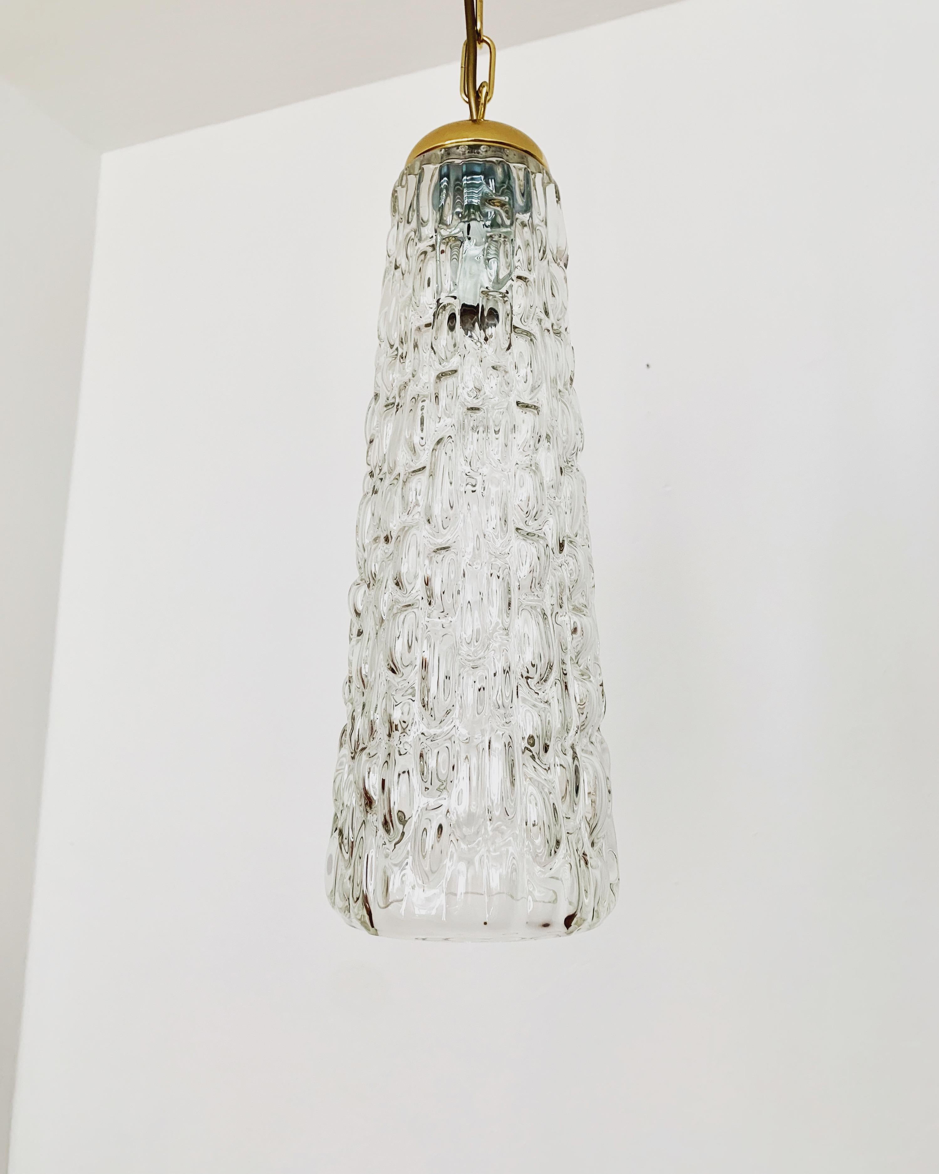 Set aus 4 großen Kristallglas-Pendelleuchten im Zustand „Gut“ im Angebot in München, DE